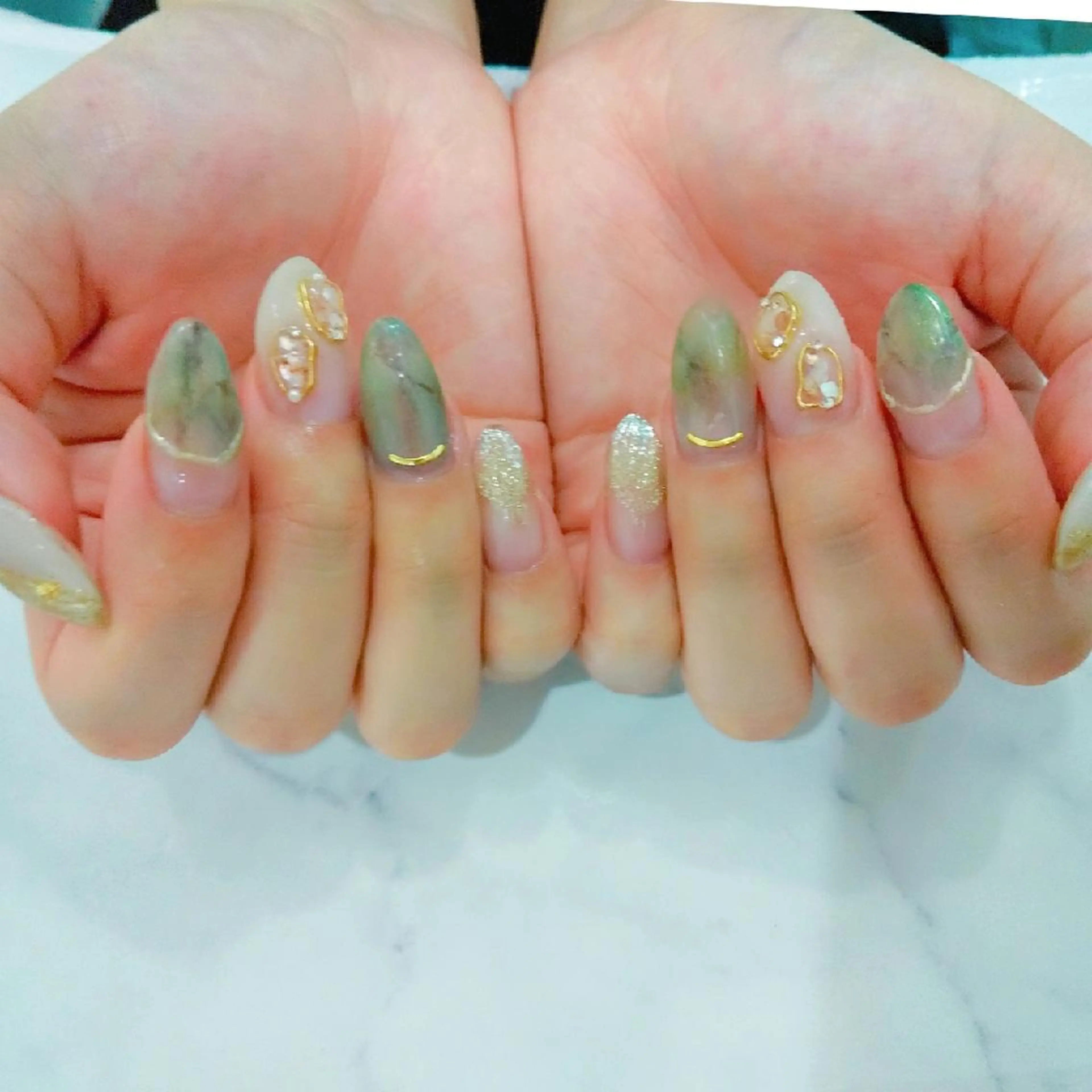 ネイル アートネイル ジェルネイル スカルプネイル HIRATA RIEのネイルデザイン