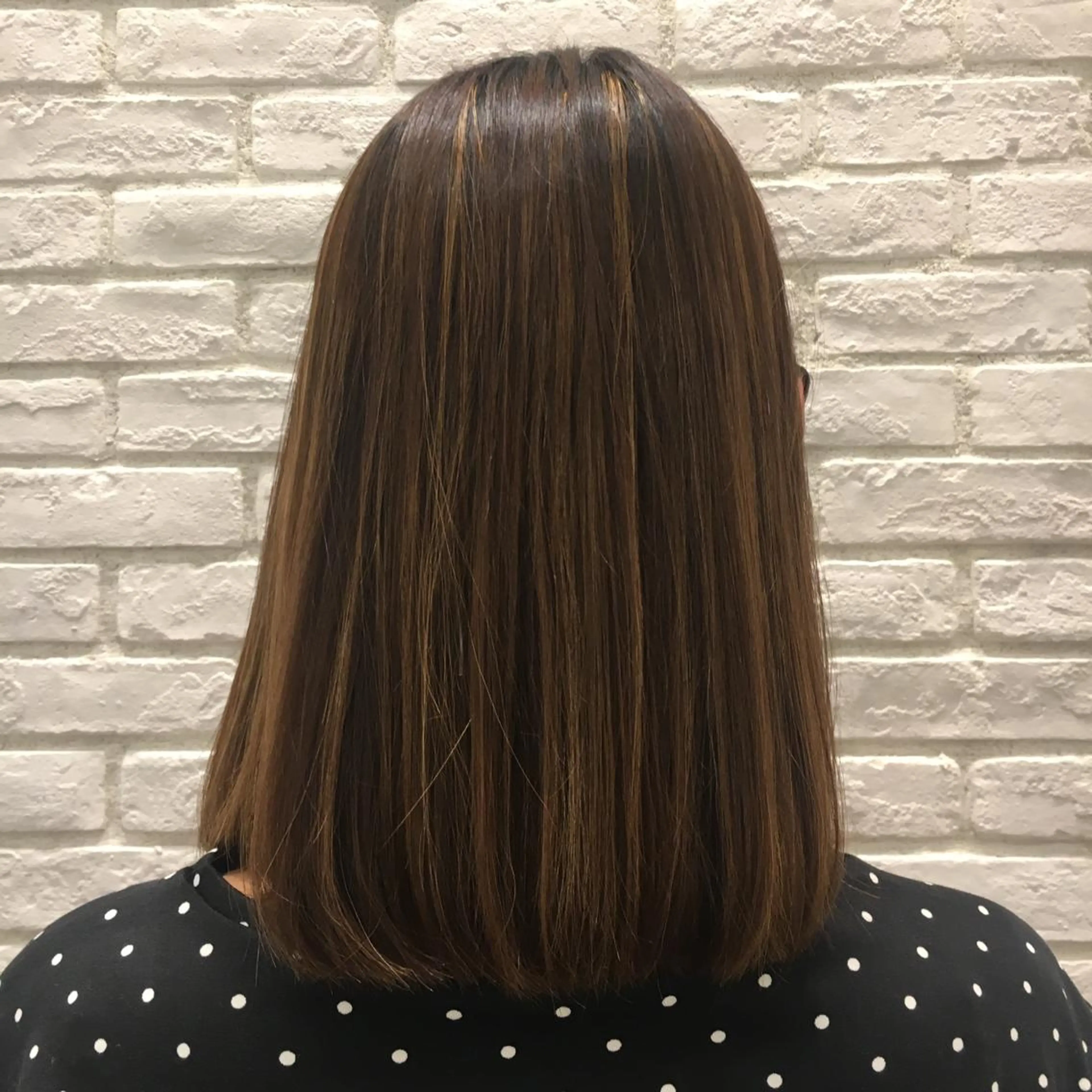ミディアム カラー ミドウチ アヤカのヘアスタイル