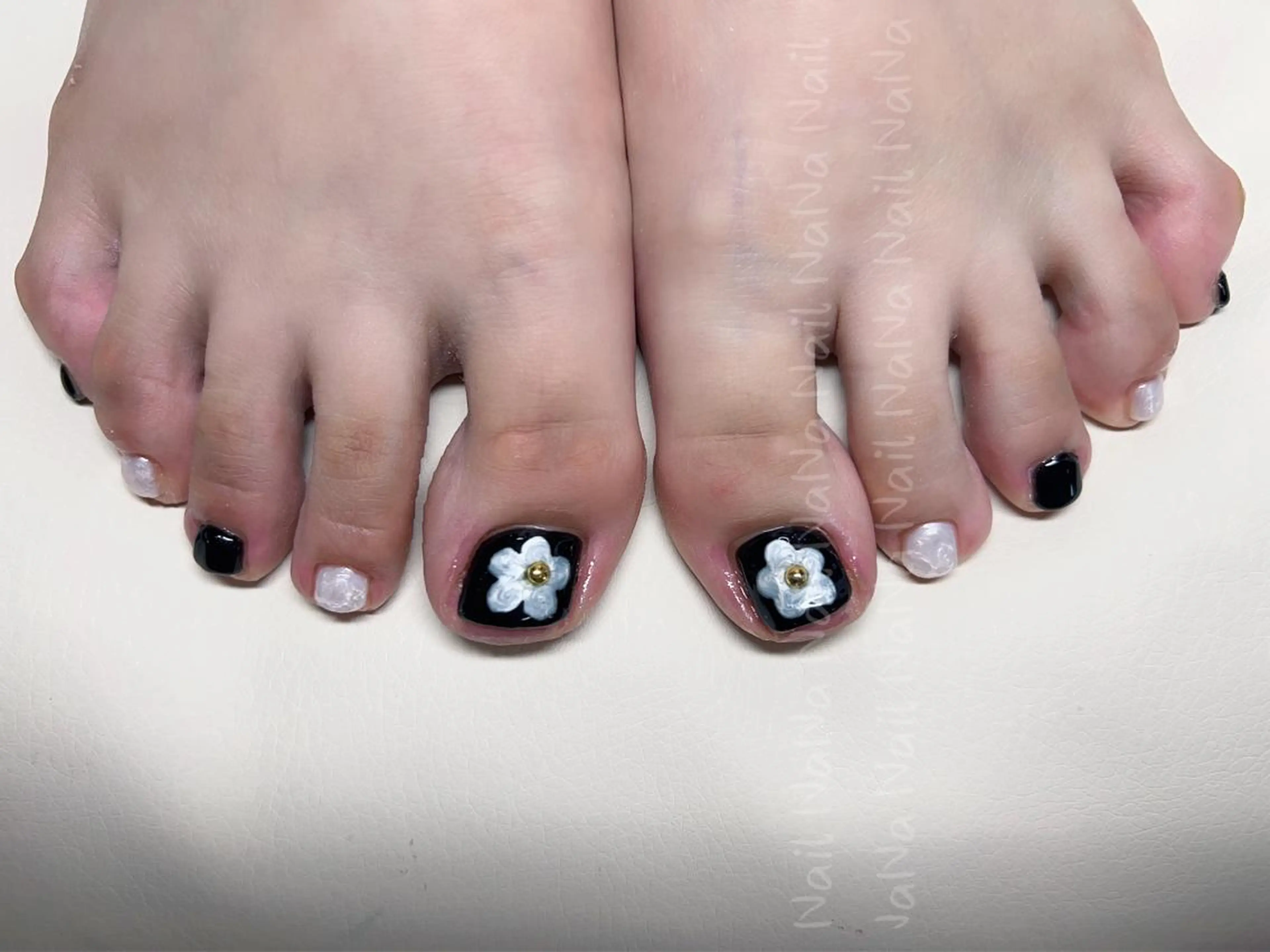 ショート カラー ネイル フットネイル フットネイル Nail NaNaのネイルデザイン