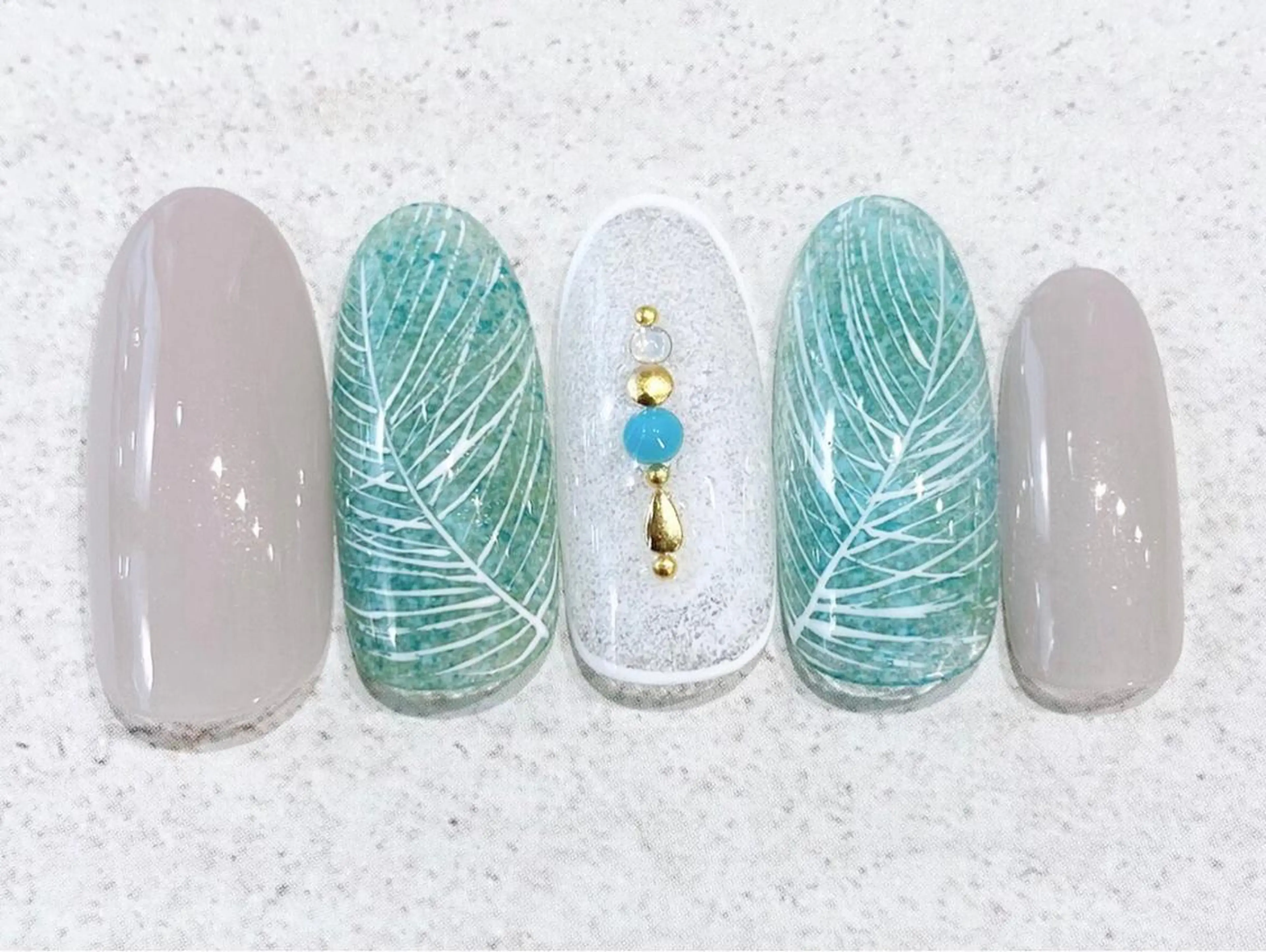 ネイル Nail salon mewのネイルデザイン