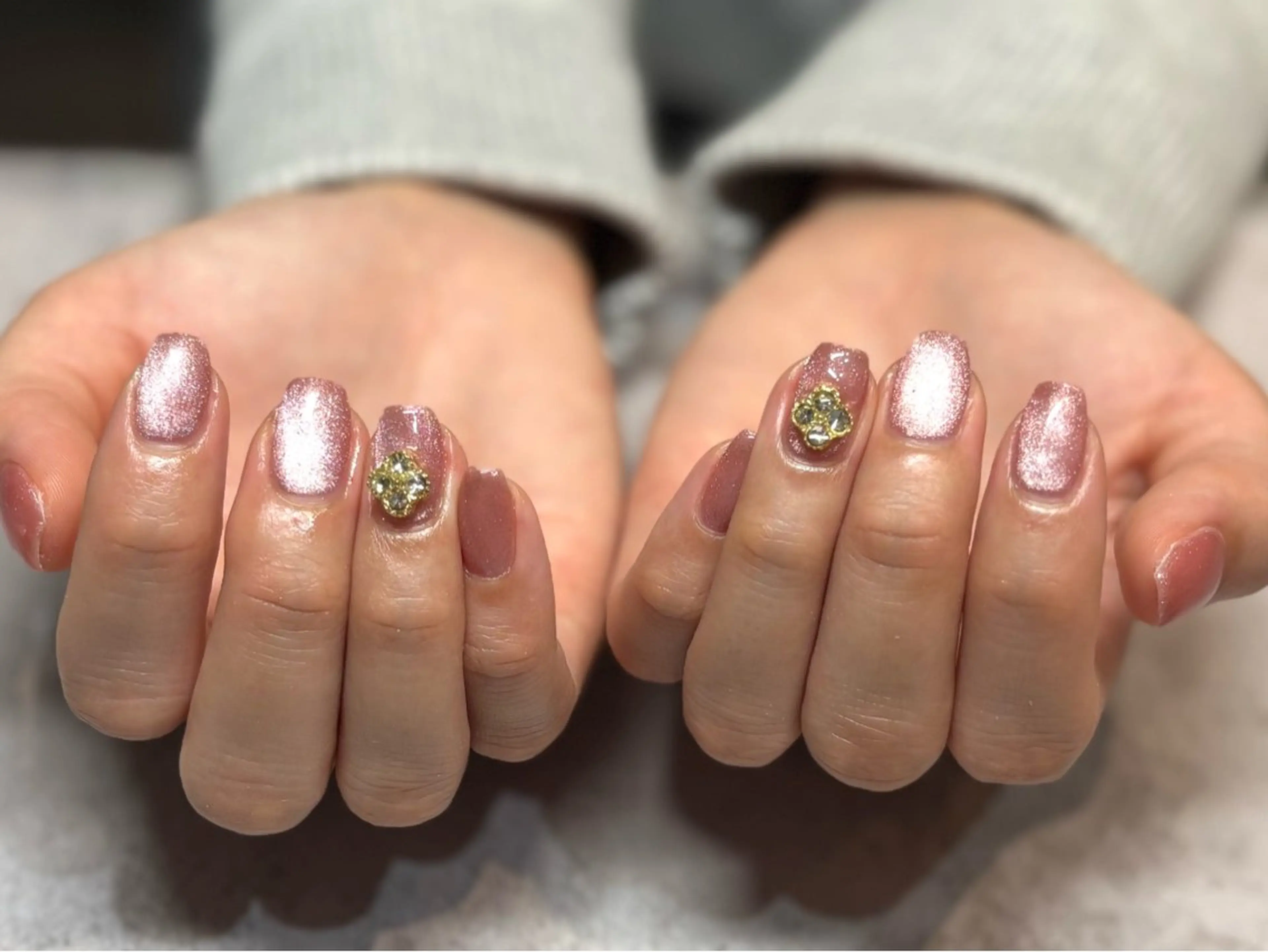 ネイル WHITE NAIL 鳳店AYUMIのネイルデザイン