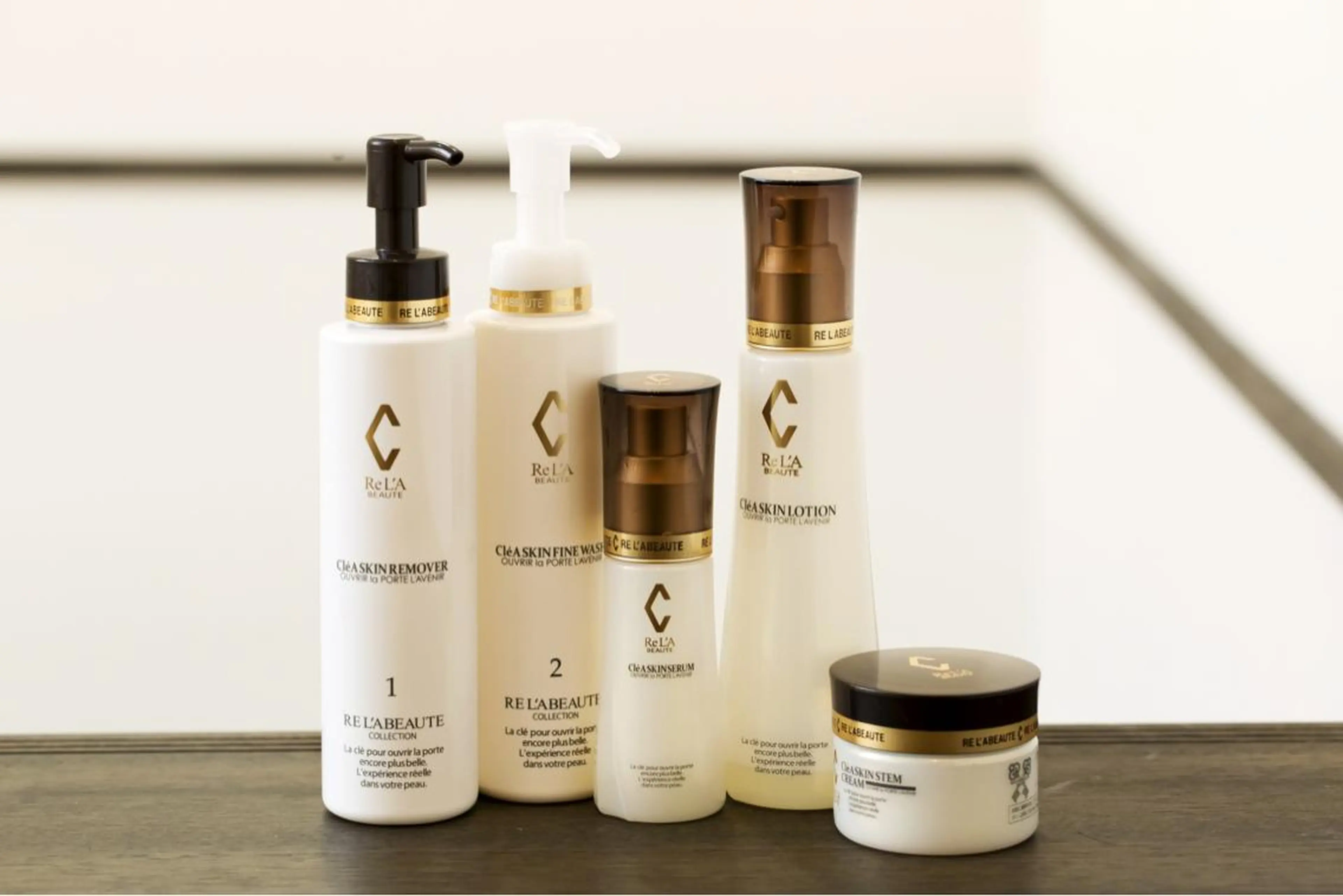 40代スキンケア迷子あなたへ💜プロ仕様スキンケアコスメ🌈【リアボーテクレアスキン】体験40分コースデコルテアロマ付♪の写真