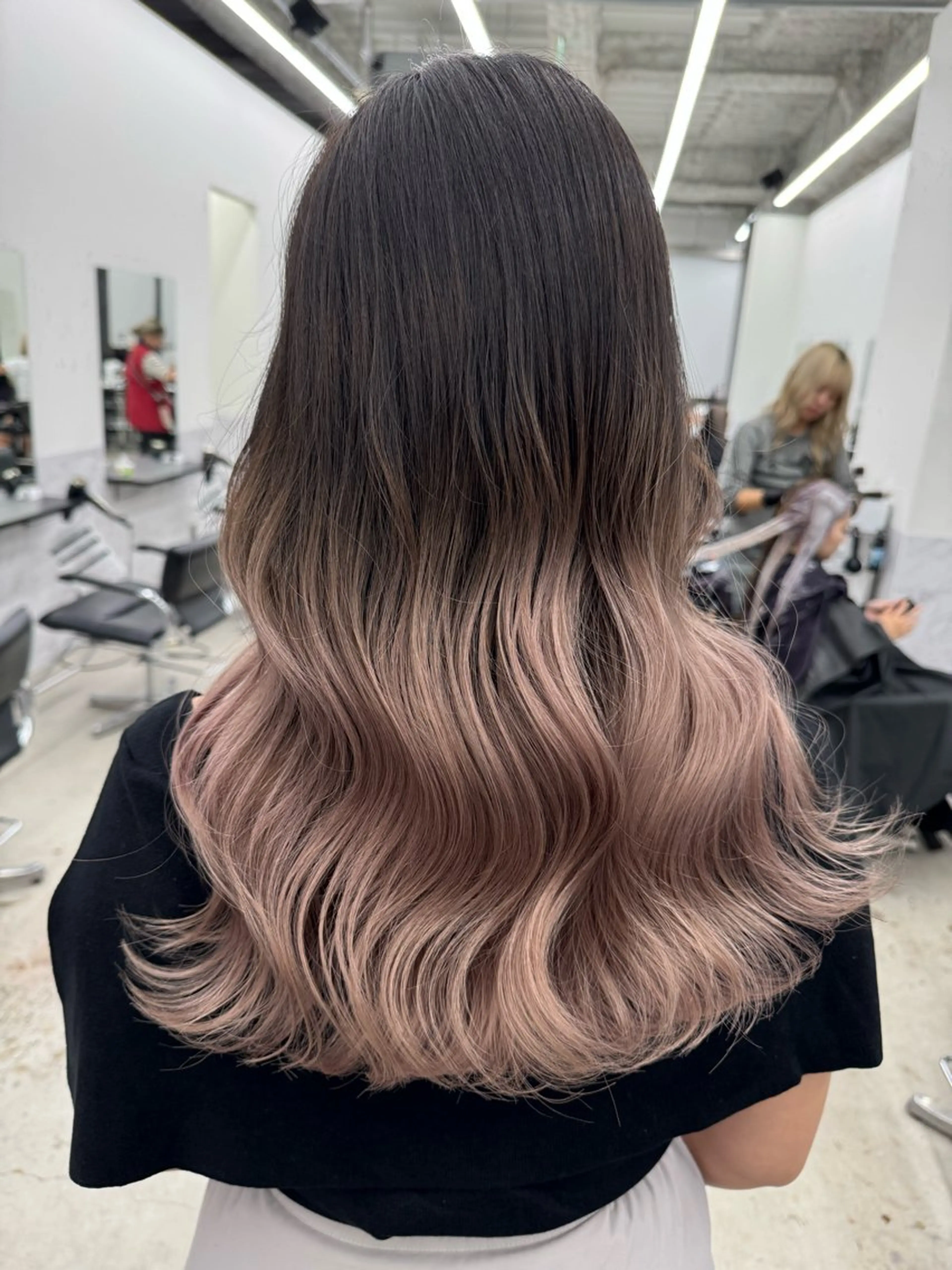 カラー 伊藤 七奈のヘアスタイル