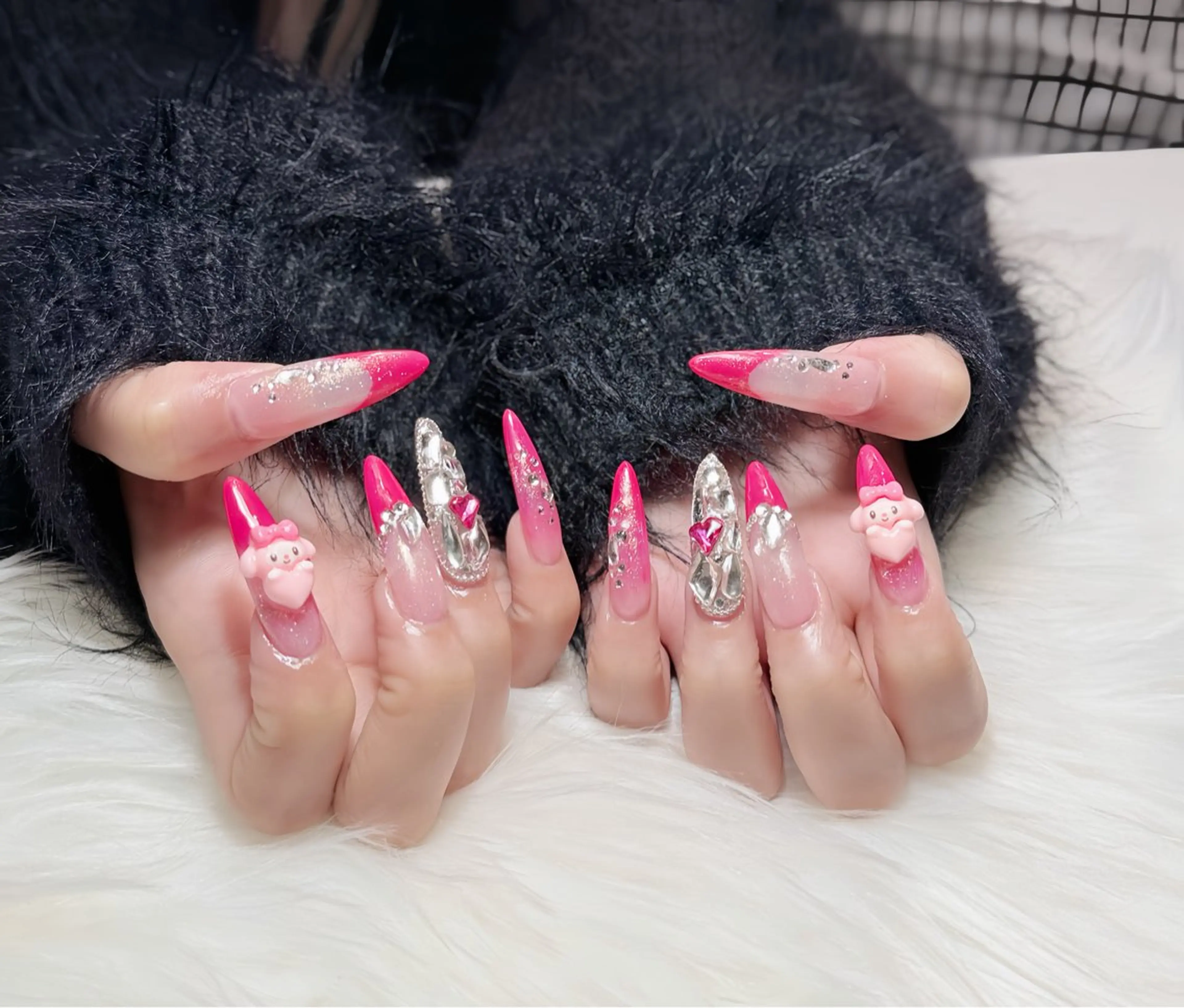 ネイル オーロラネイル チークネイル フットネイル フレンチネイル ジェルネイル ハンドネイル Nichi Nails❤️のネイルデザイン