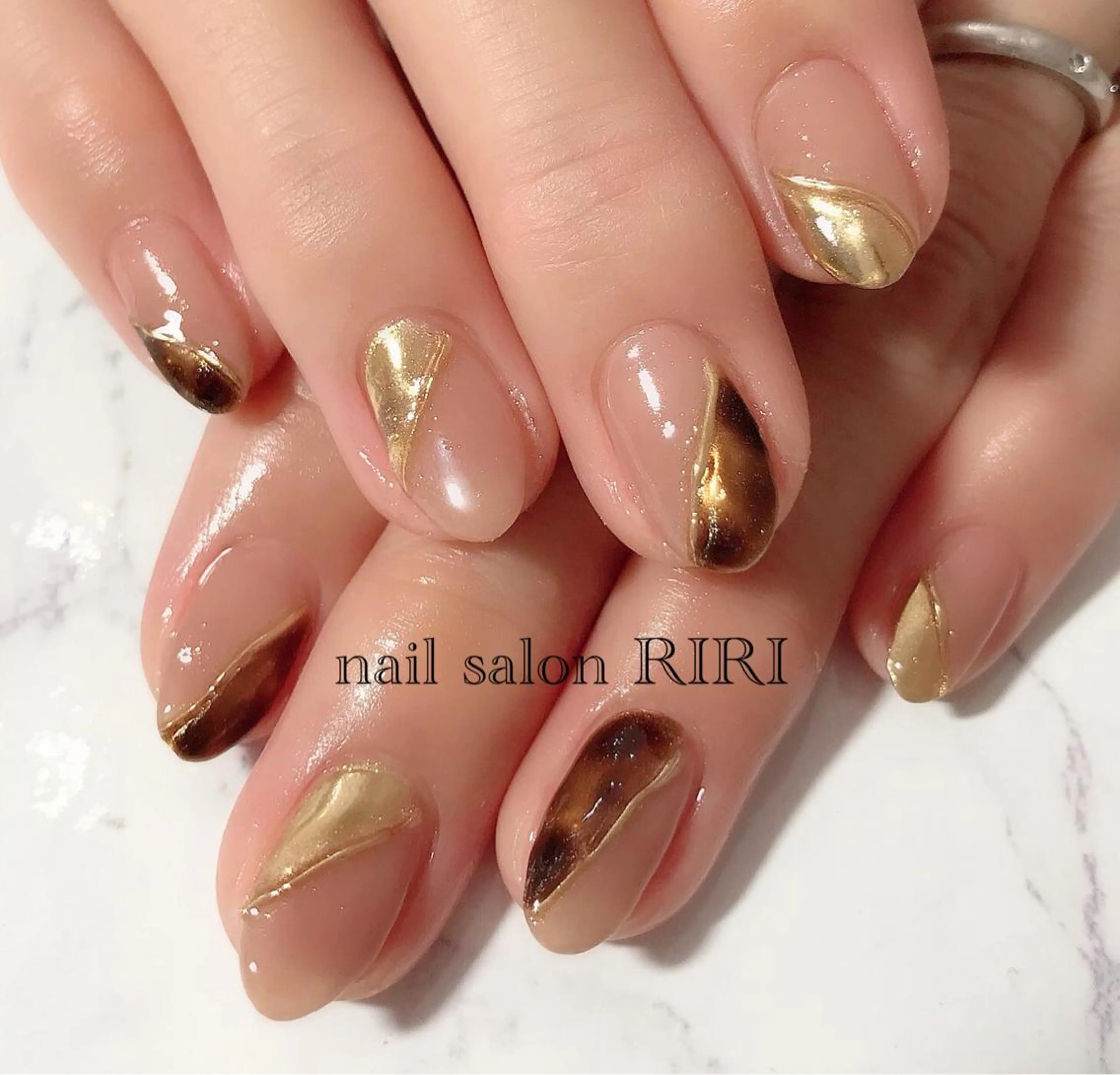 ネイル アートネイル べっ甲ネイル private  nail  salon RIRI所属・RIRI リリのネイルデザイン
