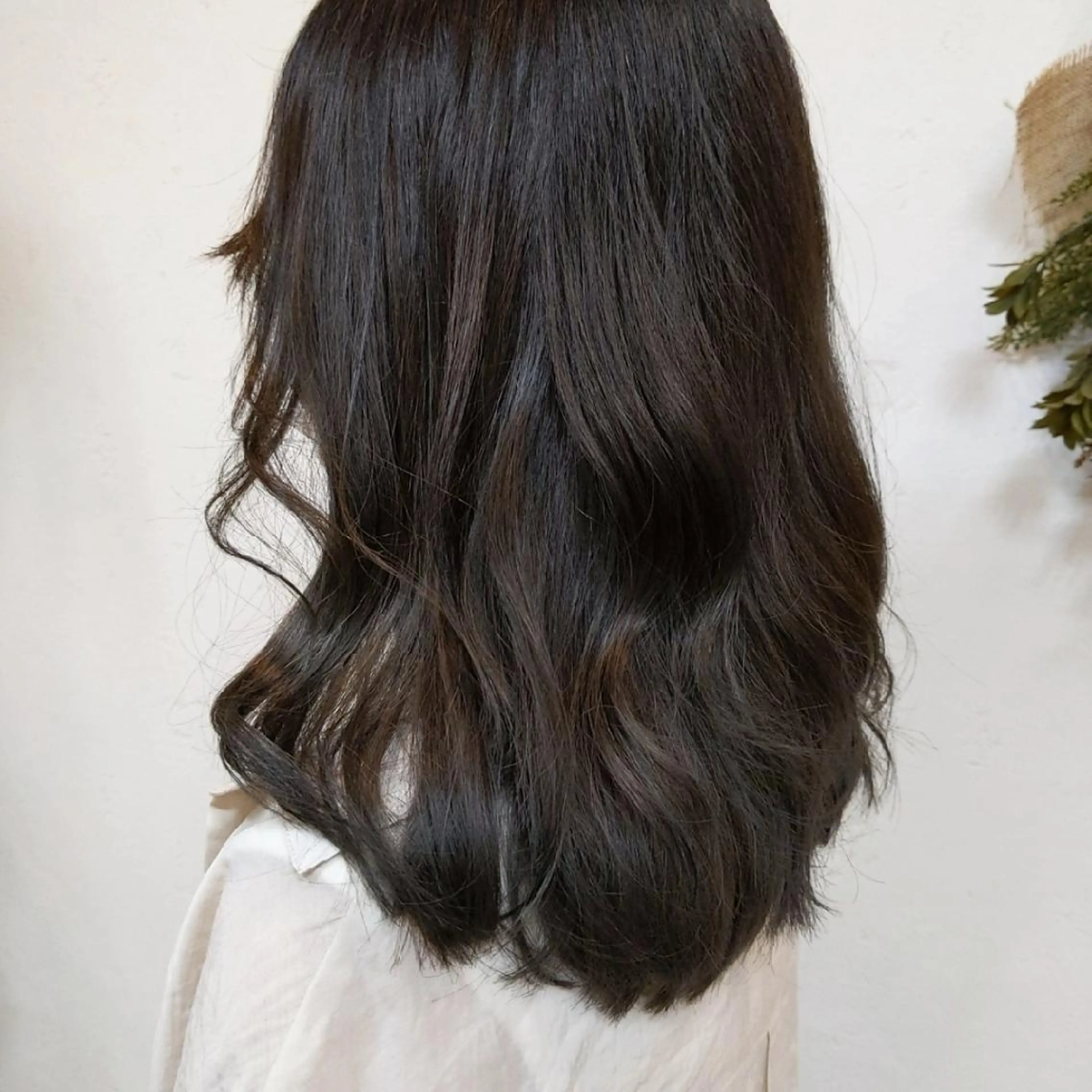 セミロング 後藤 千絵のヘアスタイル