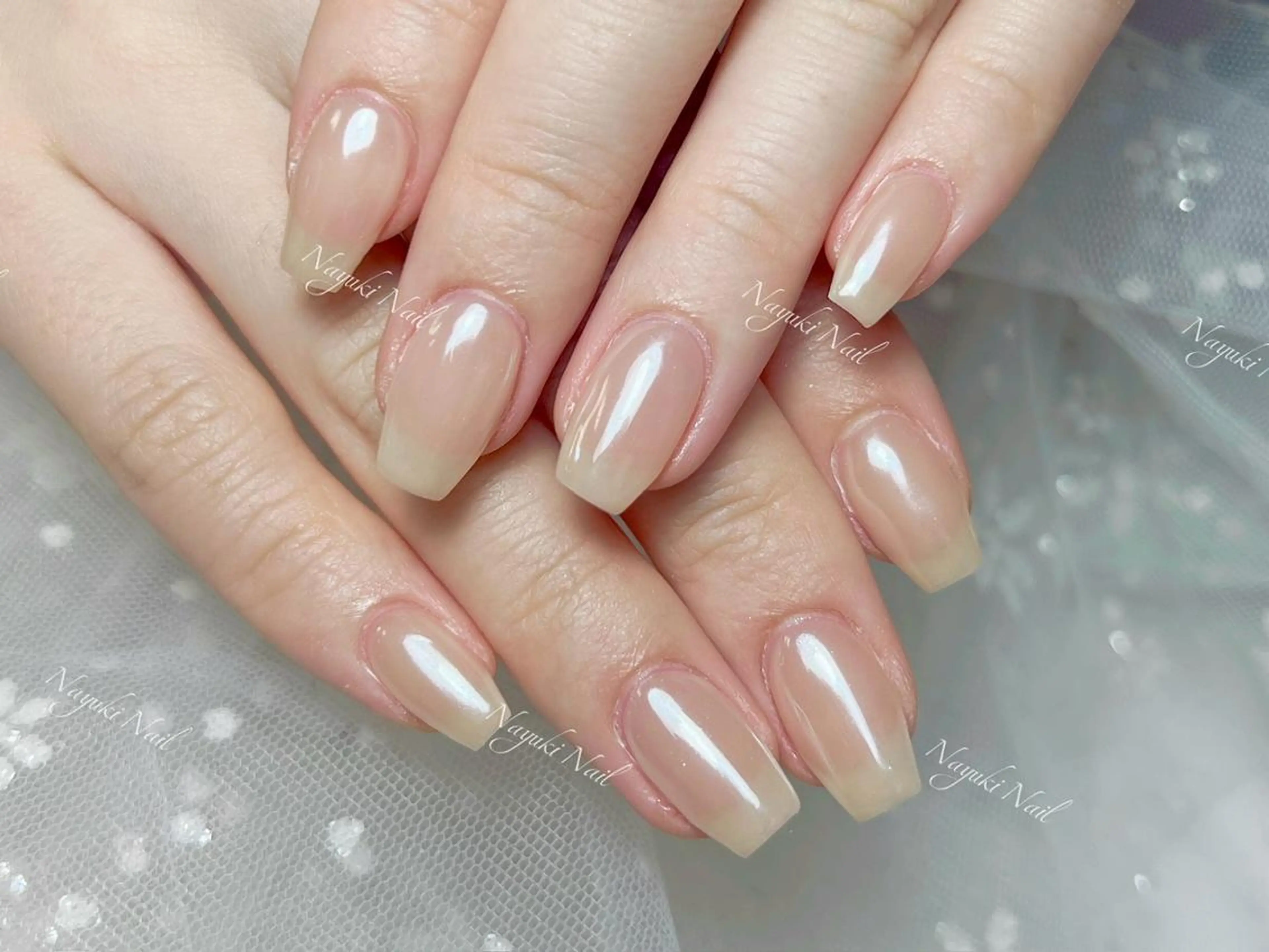 ネイル 🦋 Queenieのネイルデザイン