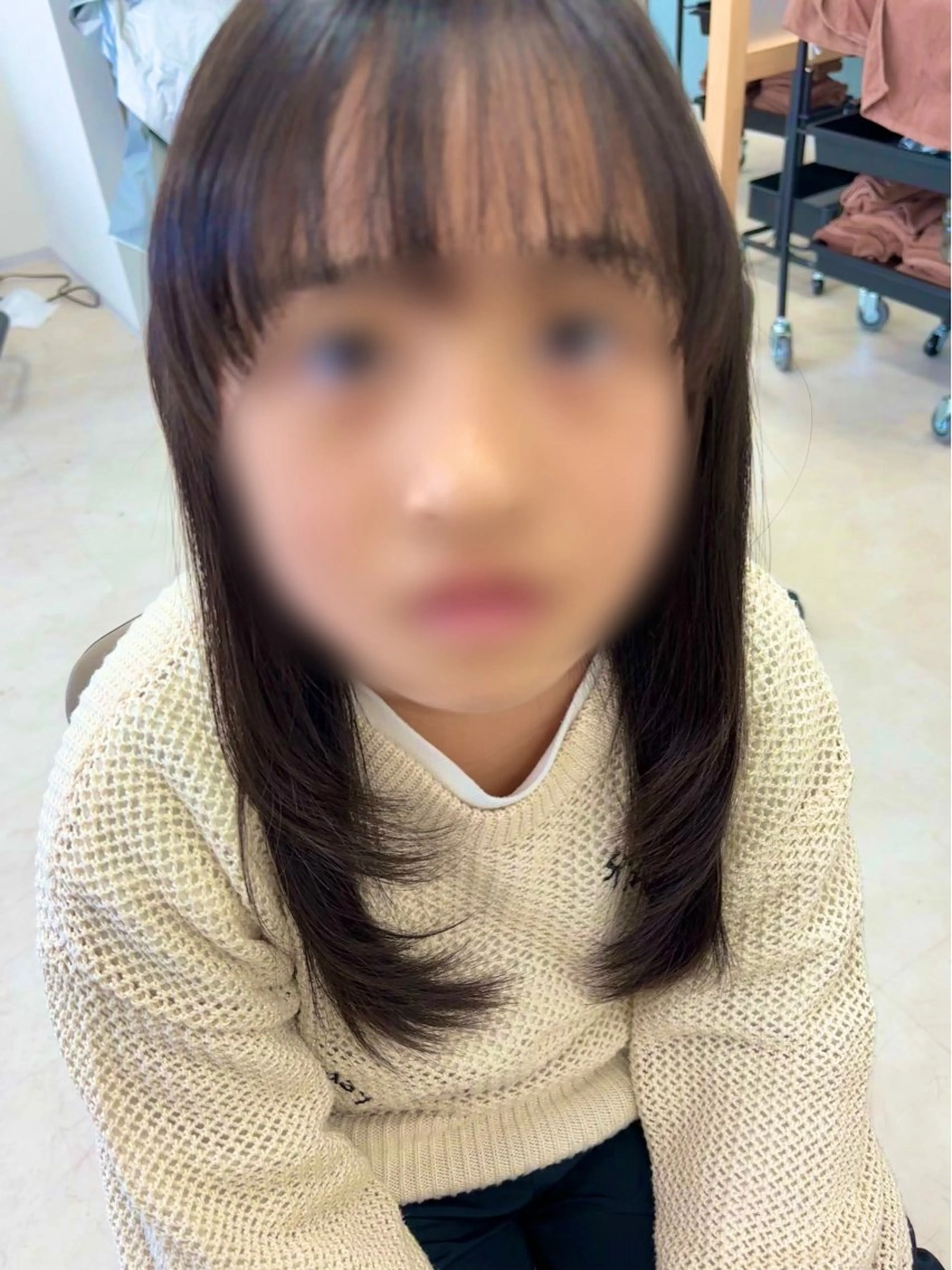 セミロング 顔まわりレイヤー レイヤーカット カット 竹内滉太 当日予約⭕️のヘアスタイル