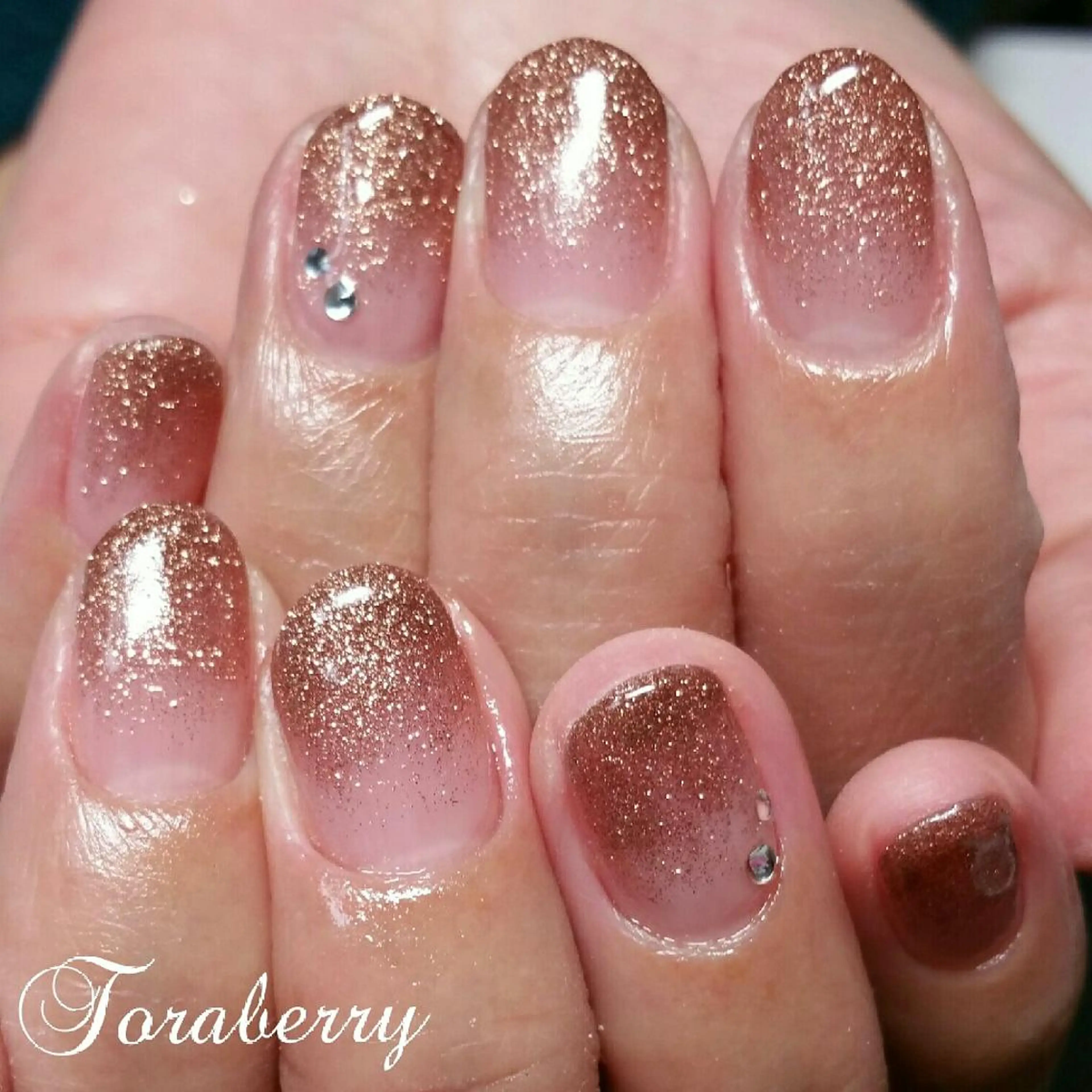 ネイル グラデーション ラメ(グリッター) ラメグラデーション ネイリスト なつみのネイルデザイン