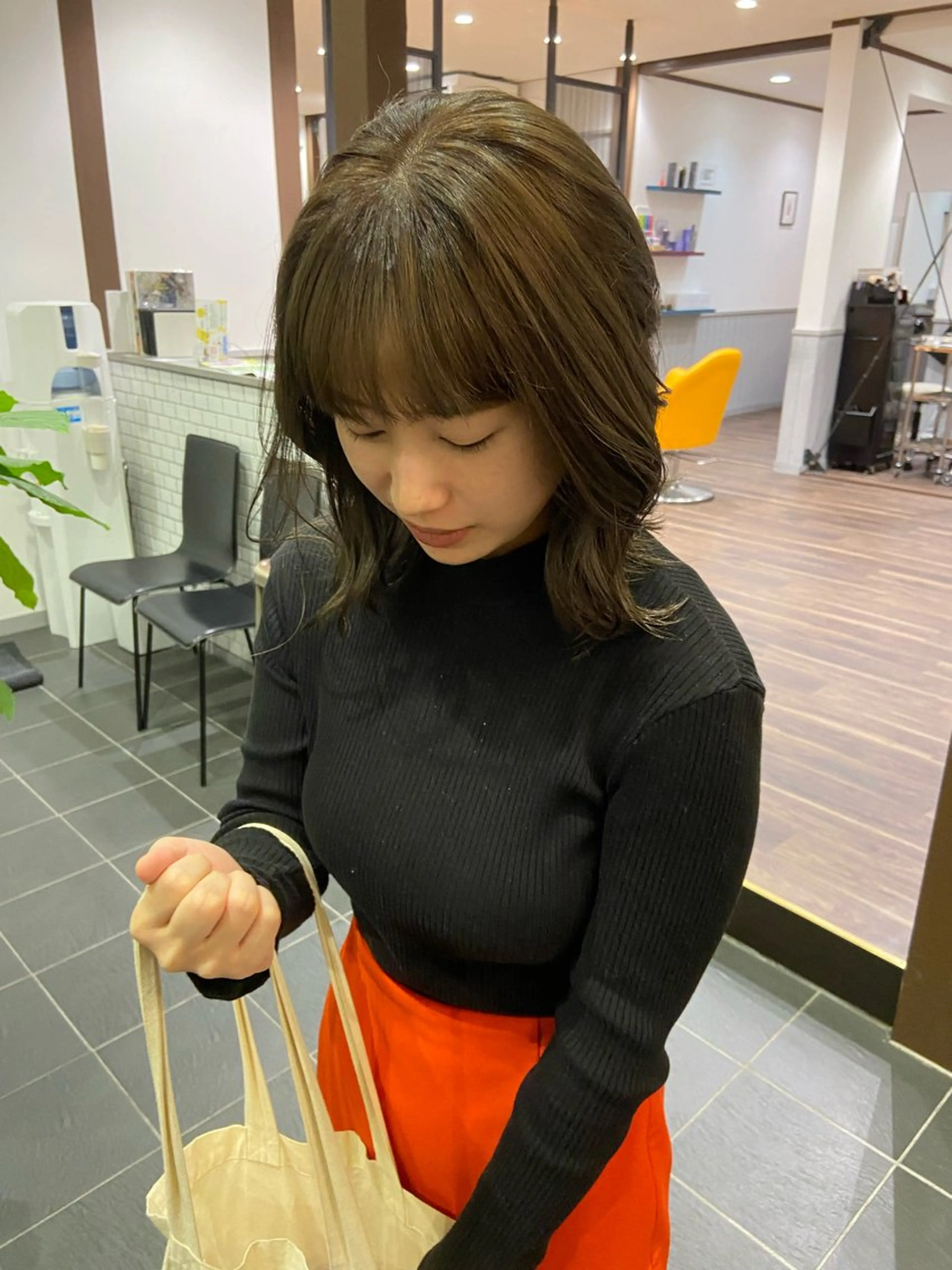 ミディアム くびれヘア レイヤーカット カット ヘアカラー 加藤 こゆきのヘアスタイル