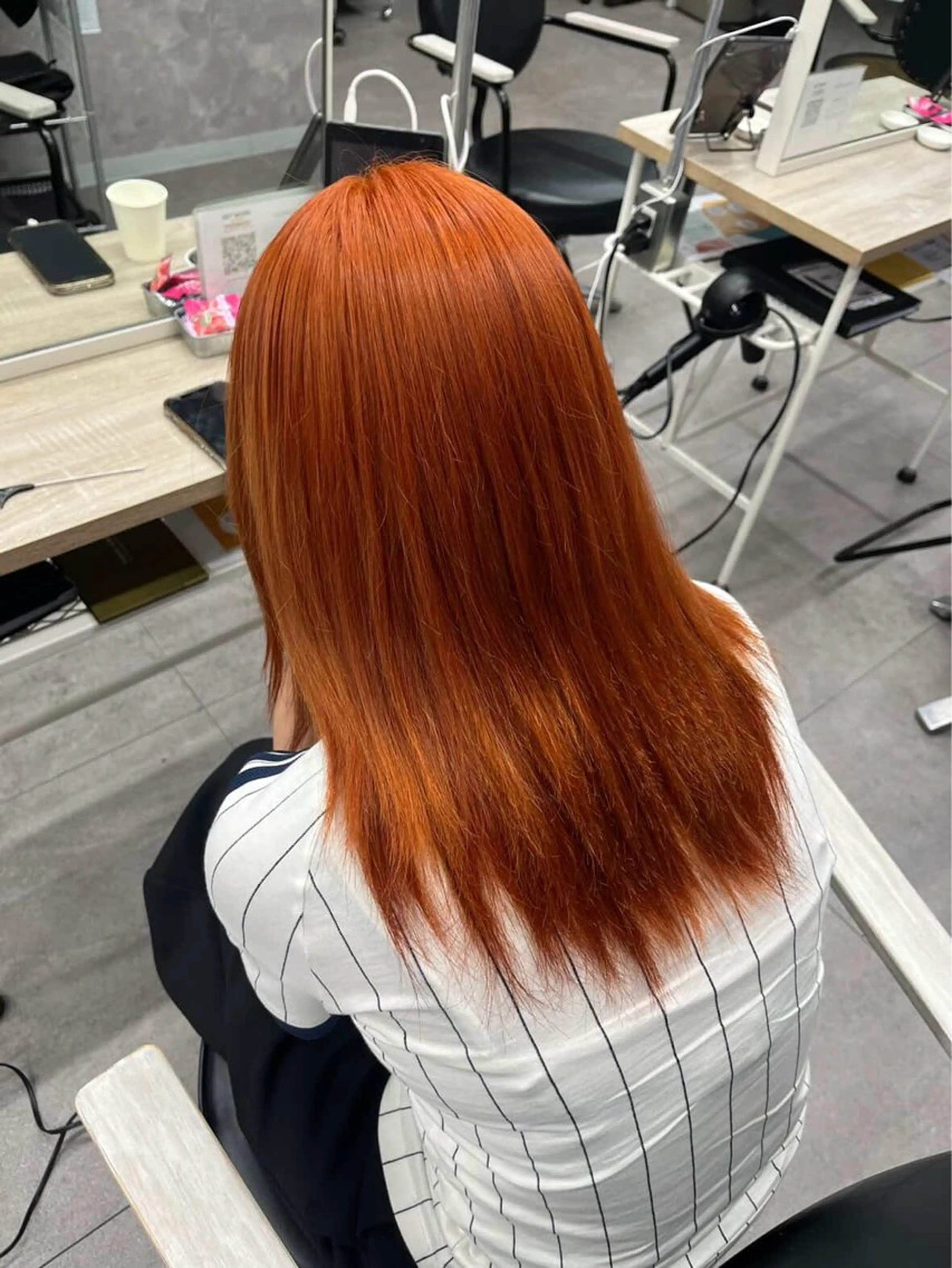 セミロング カラー サトウ ユメリのヘアスタイル