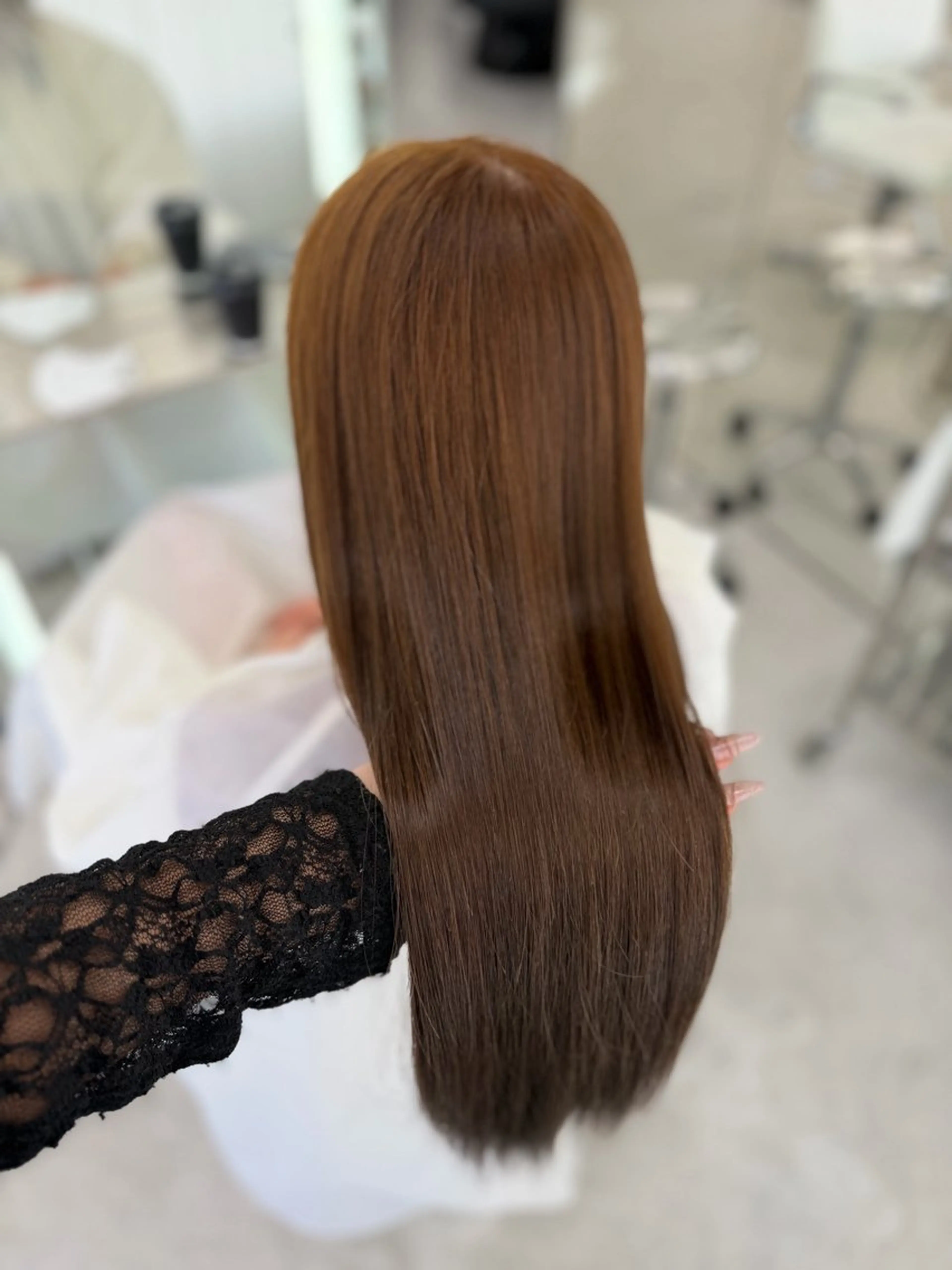 ロング ヘアカラー タマシロカリン 艶カラー/レイヤーのヘアスタイル