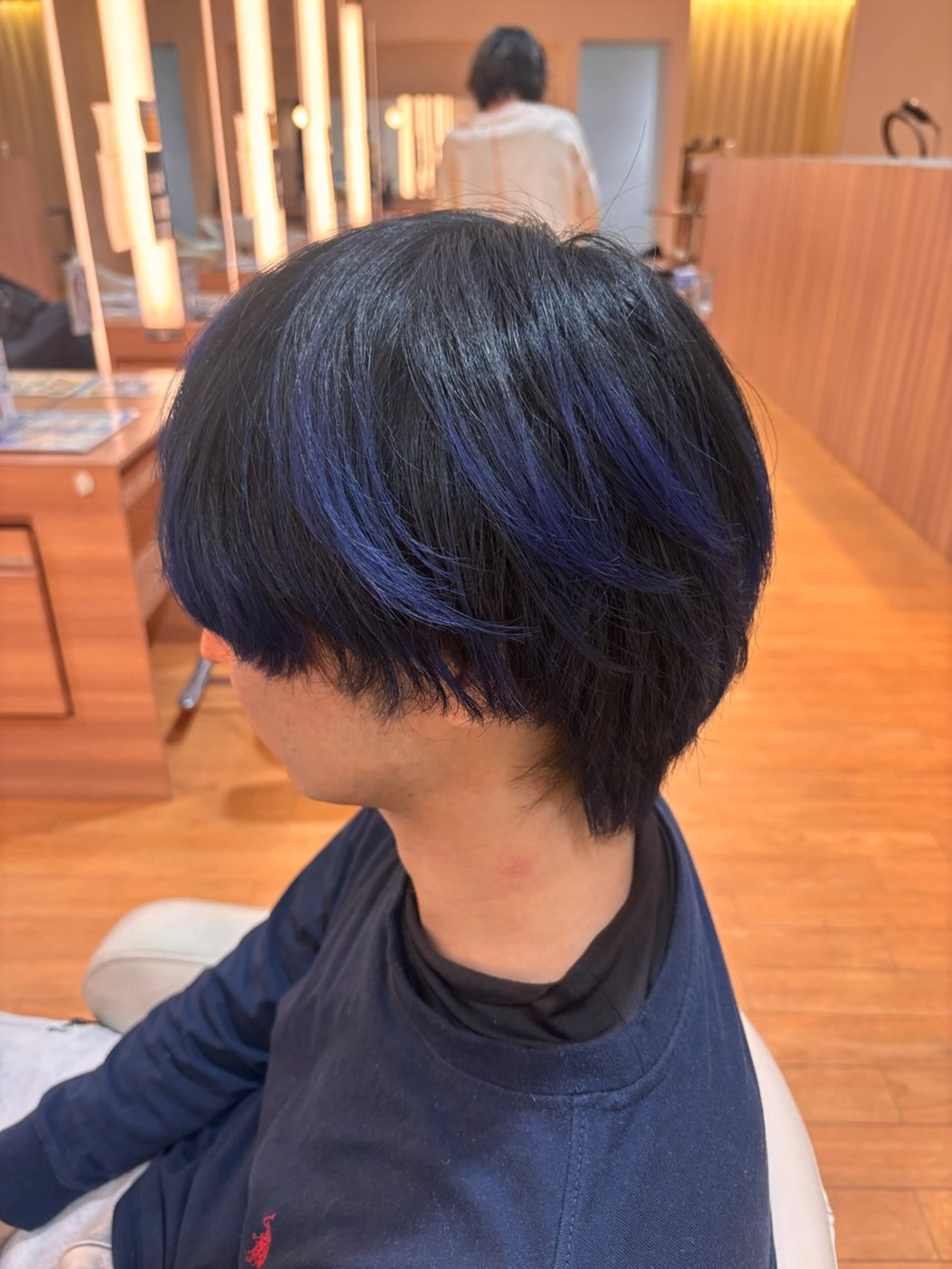 メンズ メンズブリーチ 岡 愛梨のヘアスタイル