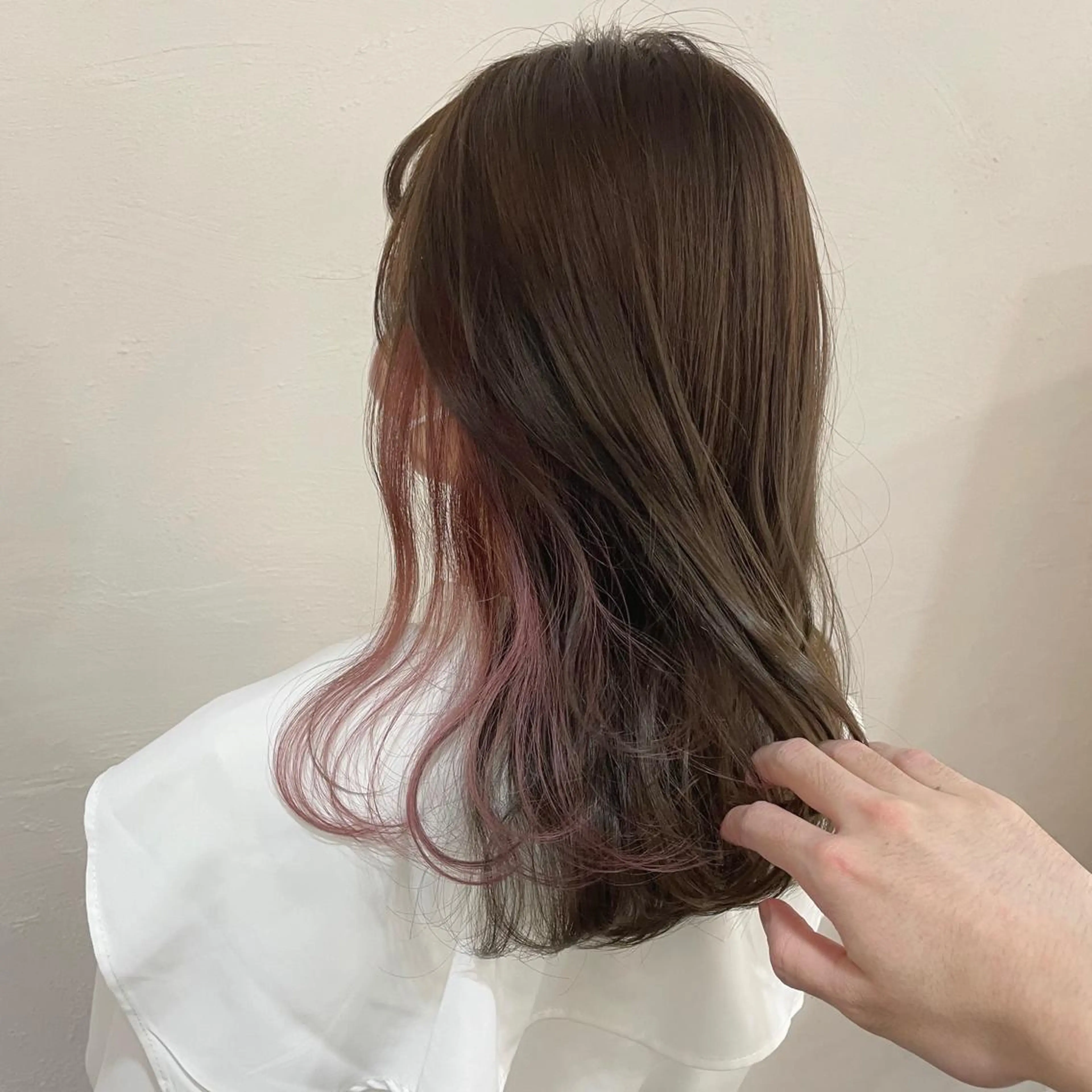 セミロング カラー 冨木 雄斗のヘアスタイル