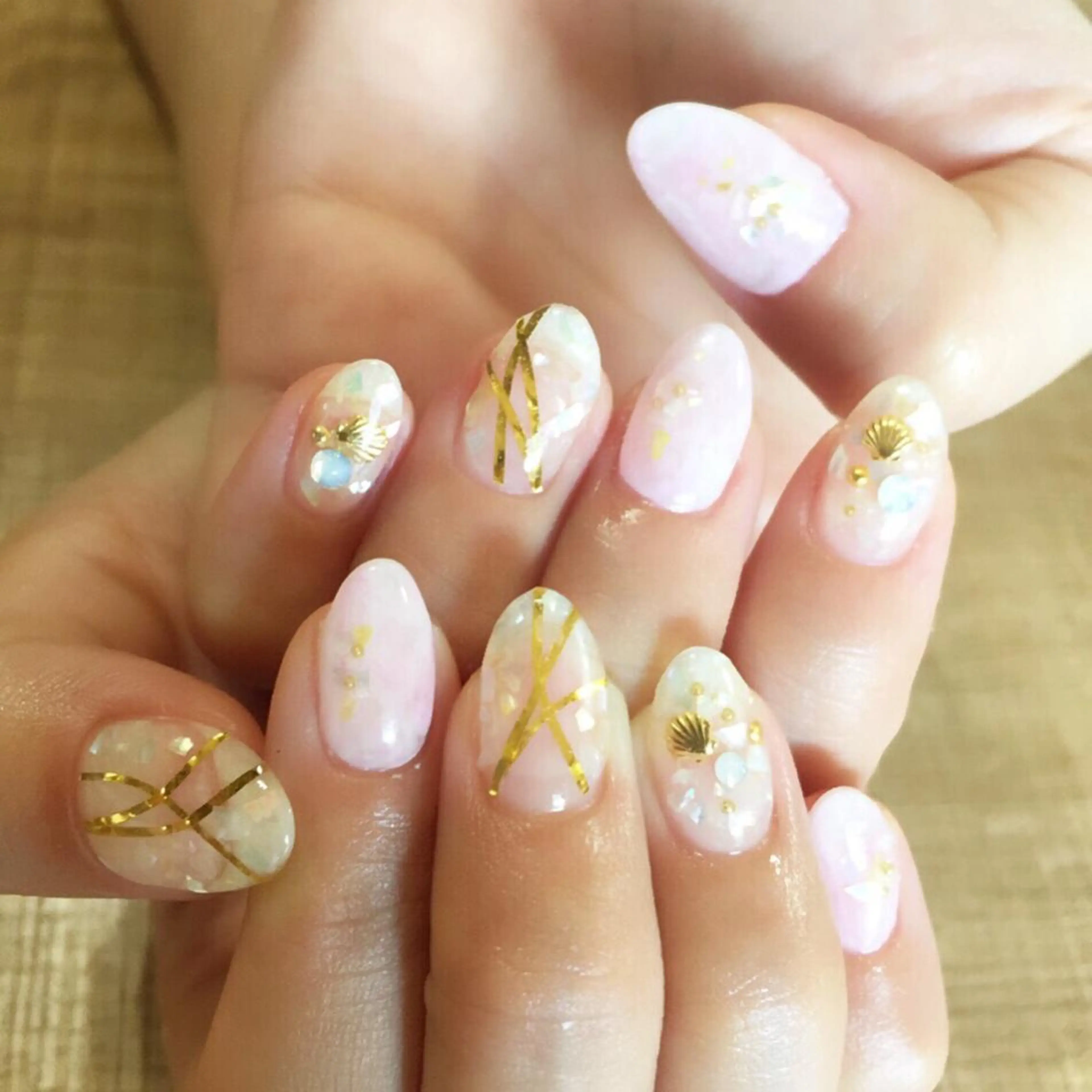 ネイル ツメトマツゲ .のネイルデザイン