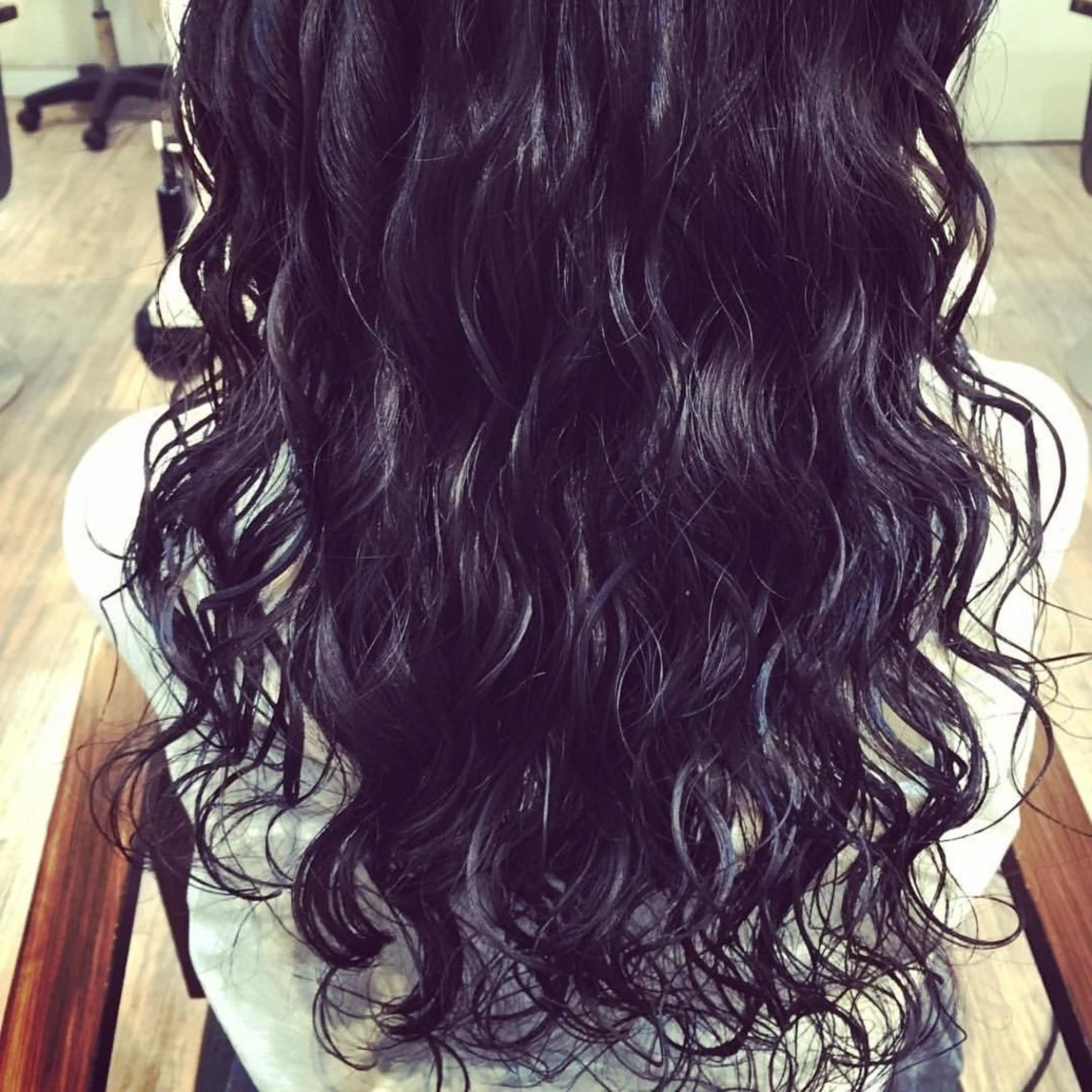 ロング パーマ TATSUKI RESTIAのヘアスタイル