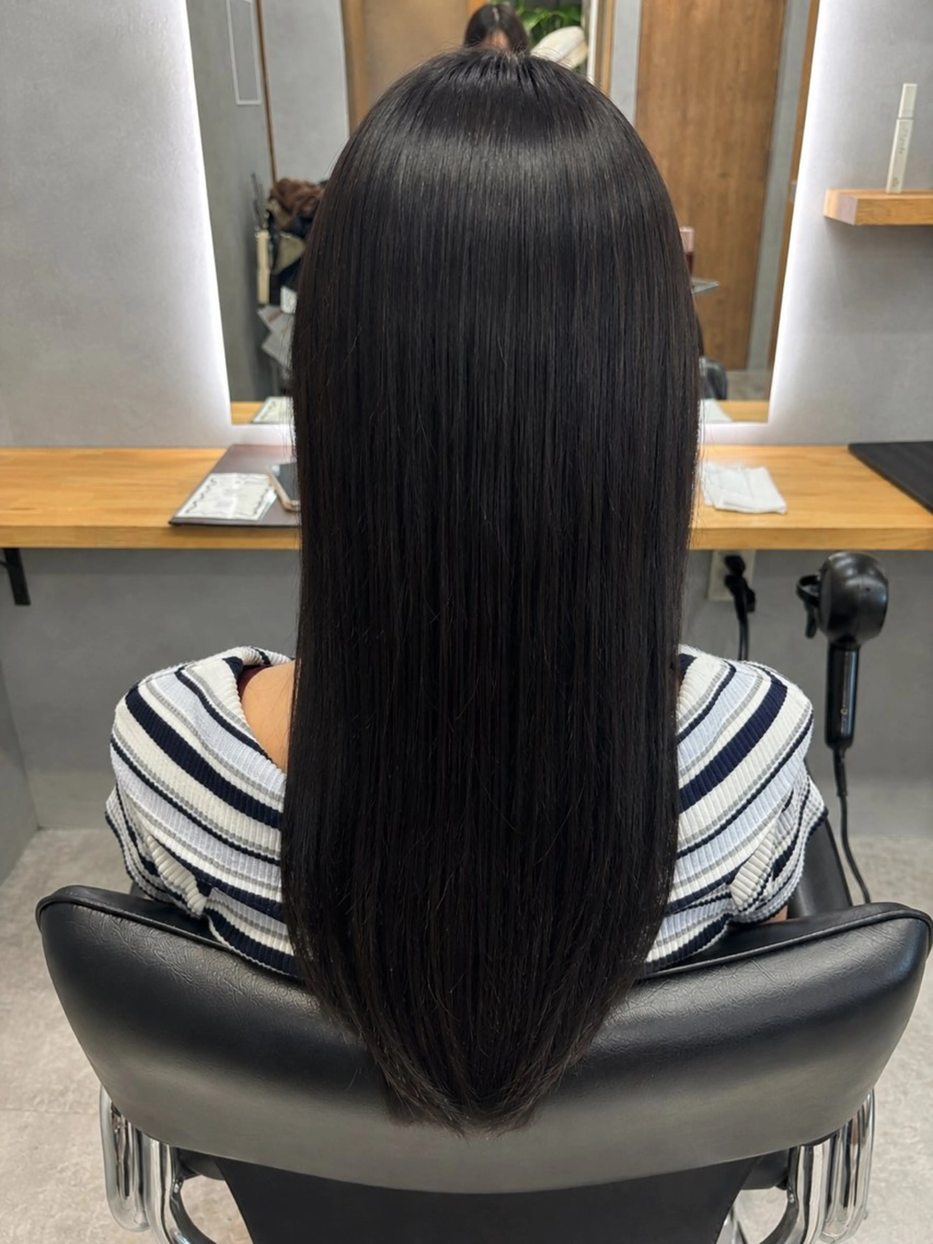 ロング 三田 百花のヘアスタイル