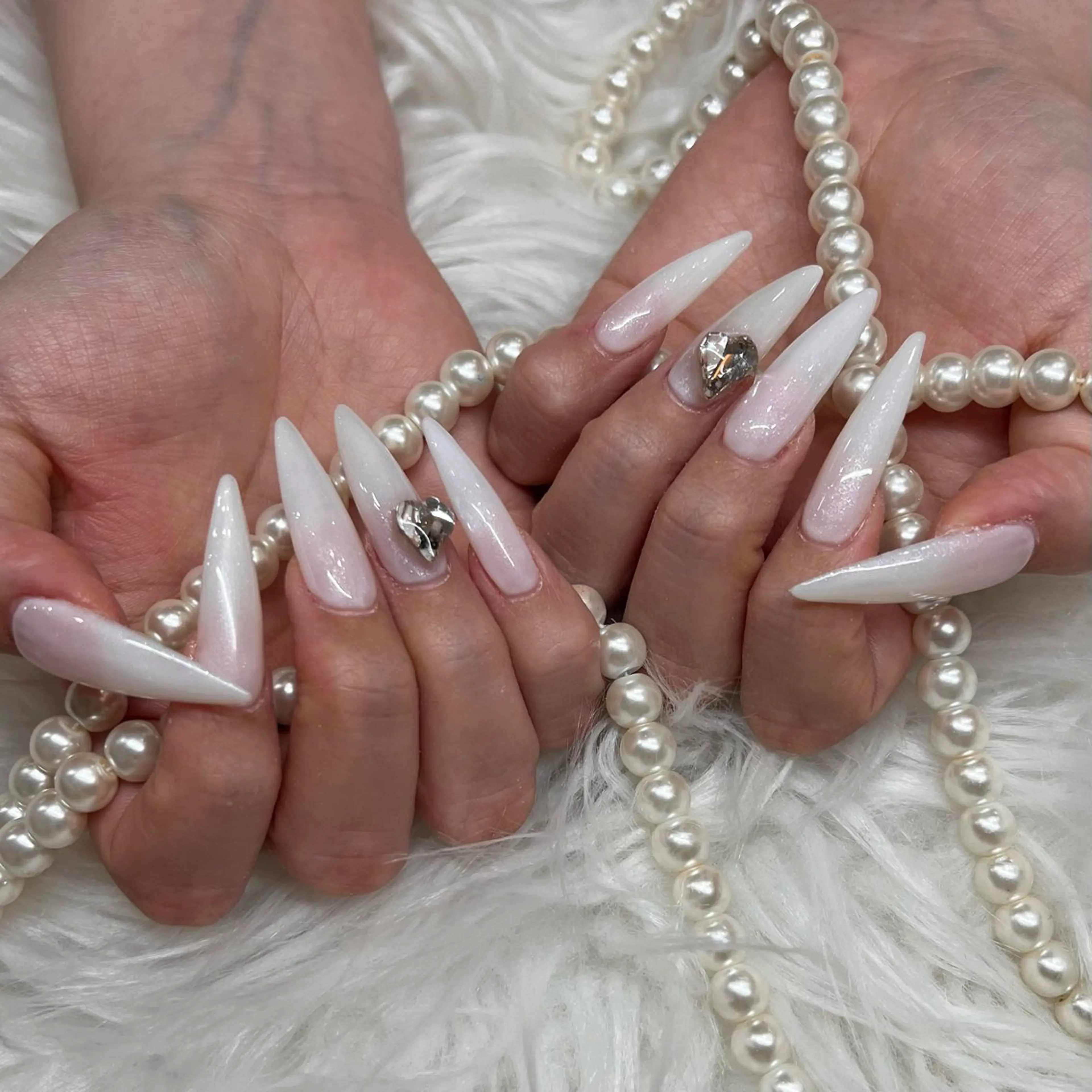 ネイル ハンドネイル &ME シシのネイルデザイン