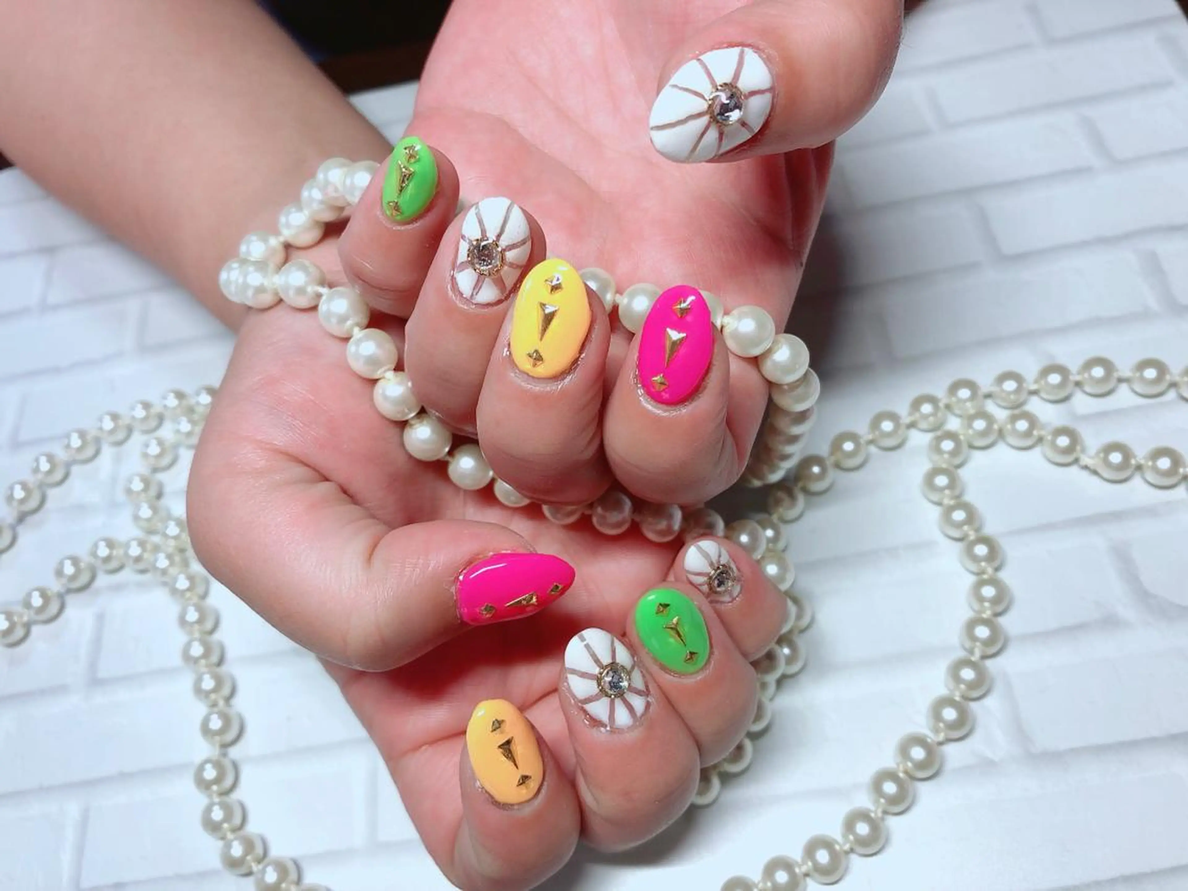 ネイル ハンドネイル ハンドケア ネイルサロン HARRYS所属・ネイル・脱毛サロン HARRYSのエステ・リラクイメージ