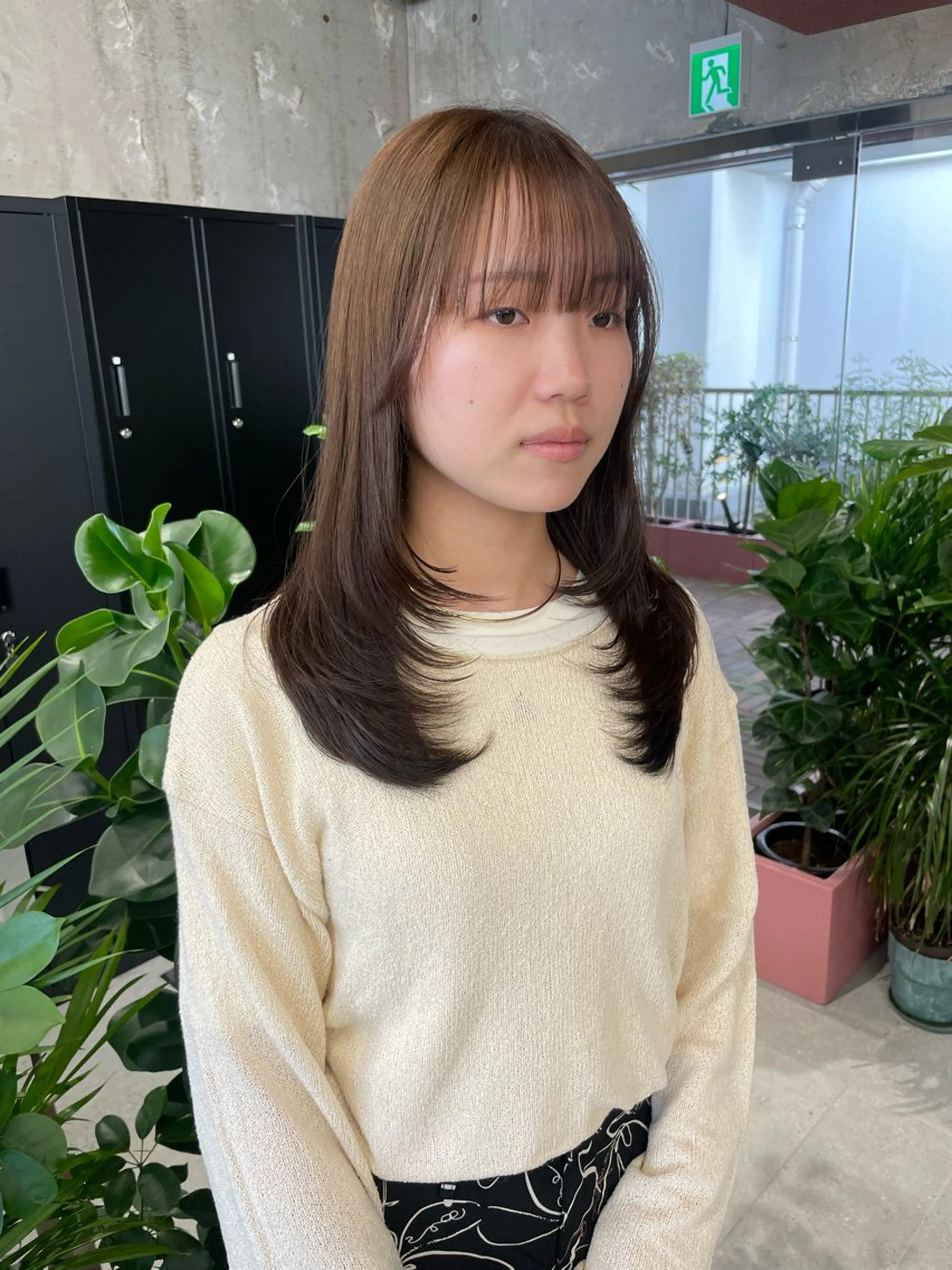 ロング MIFA レイヤー／パーマのヘアスタイル