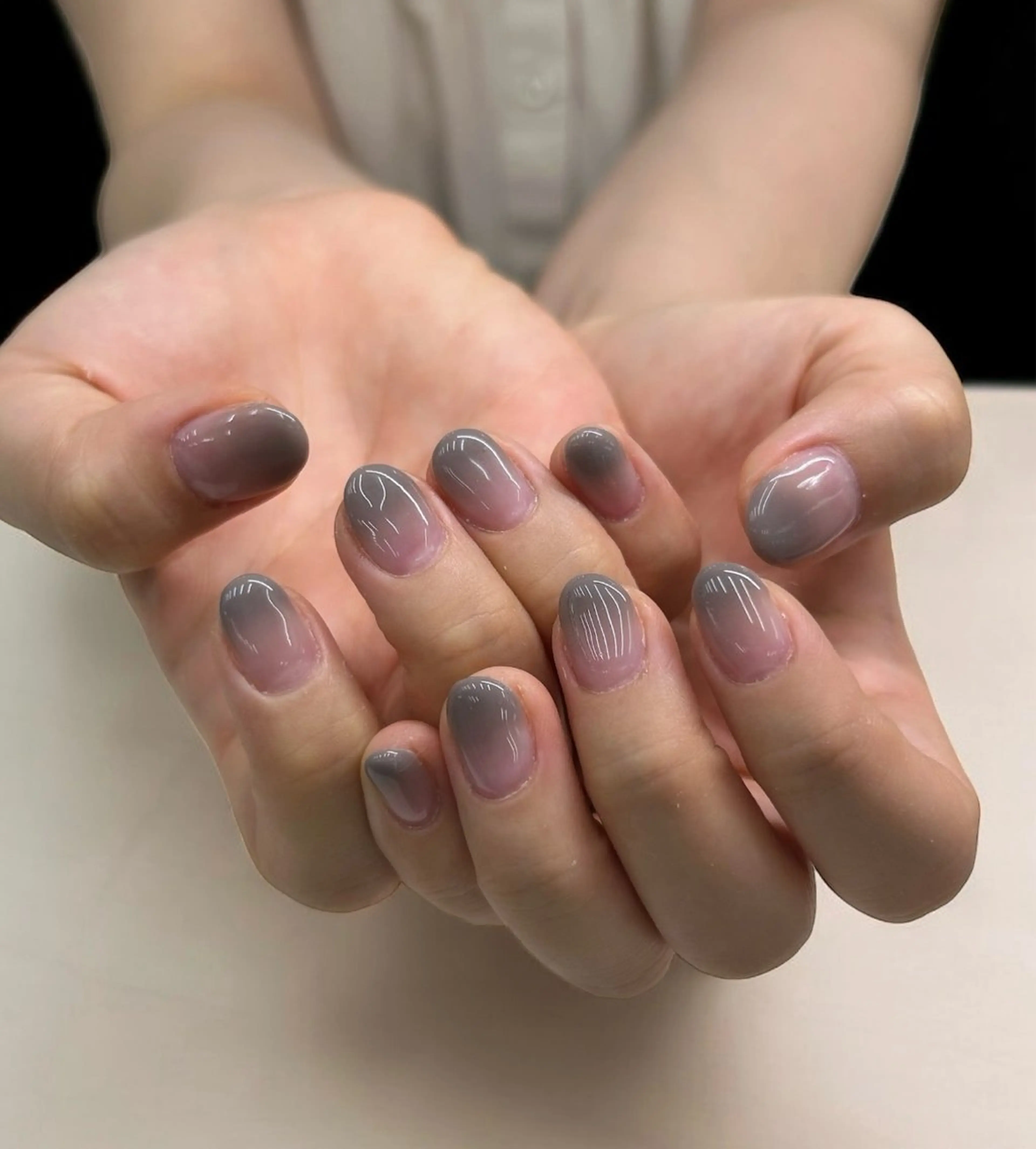 ミディアム MAXKELLY KAORIのネイルデザイン