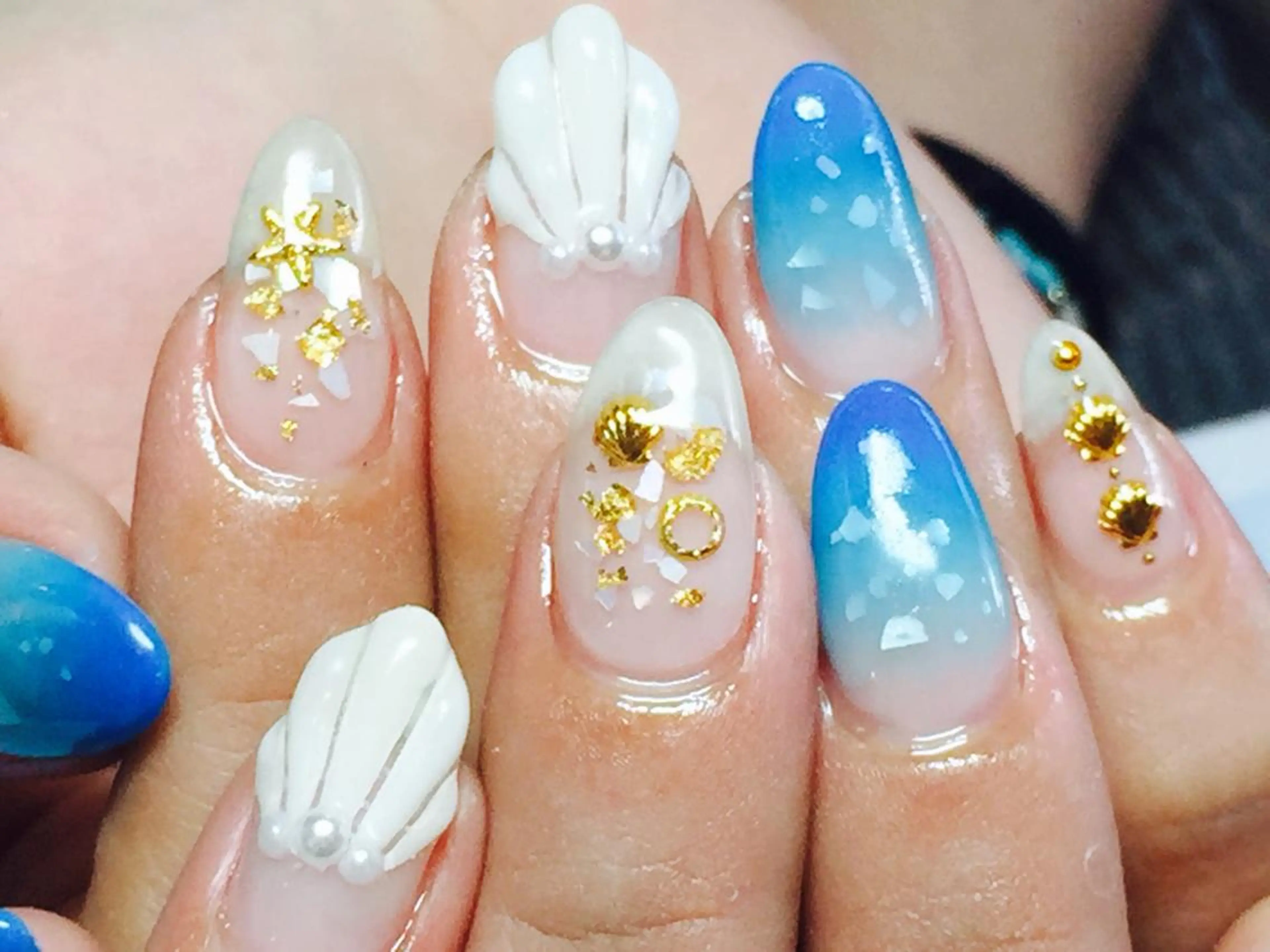 ネイル ジェルネイル 持ち込み アクア ライズのネイルデザイン