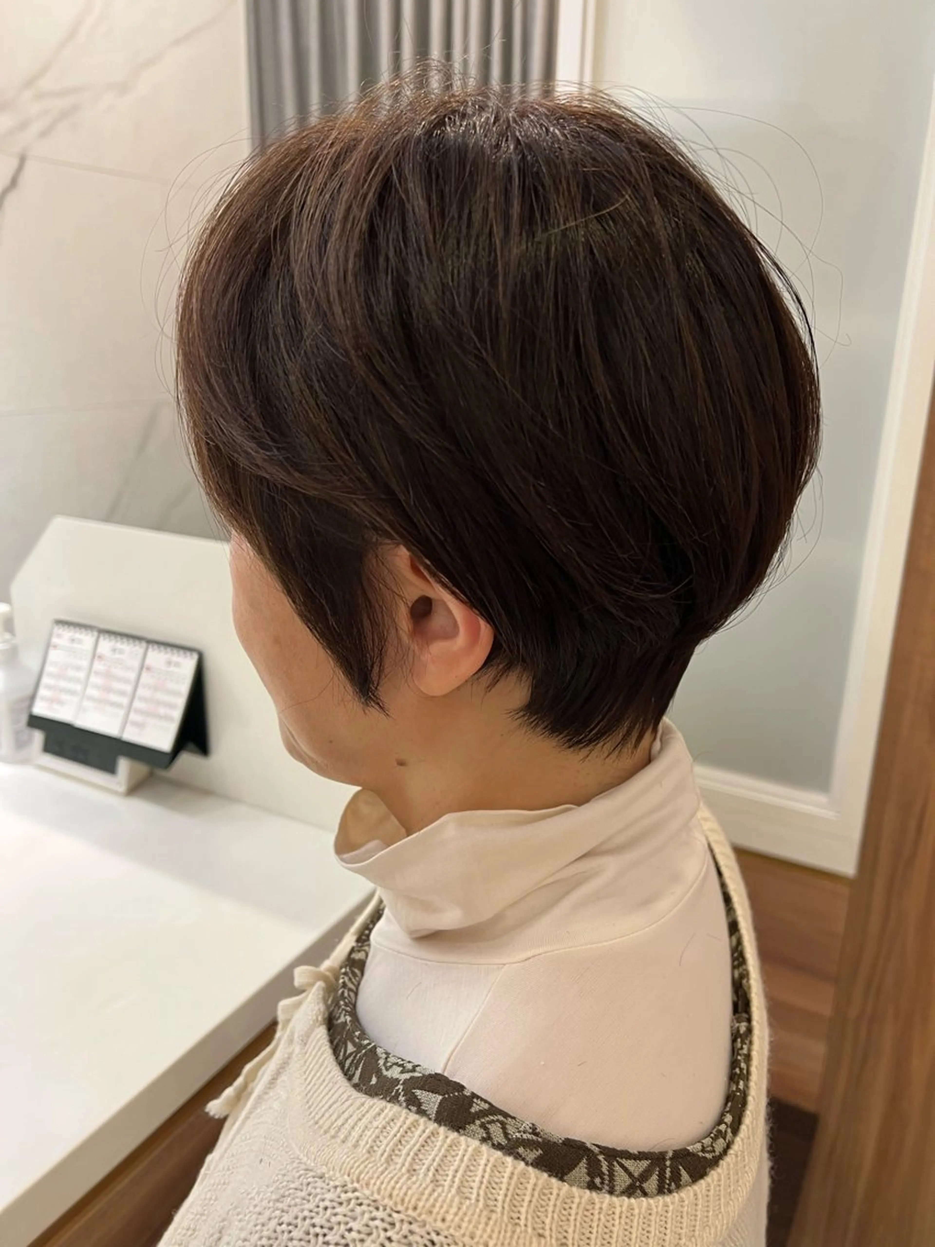 ショート 村中 逸紀のヘアスタイル