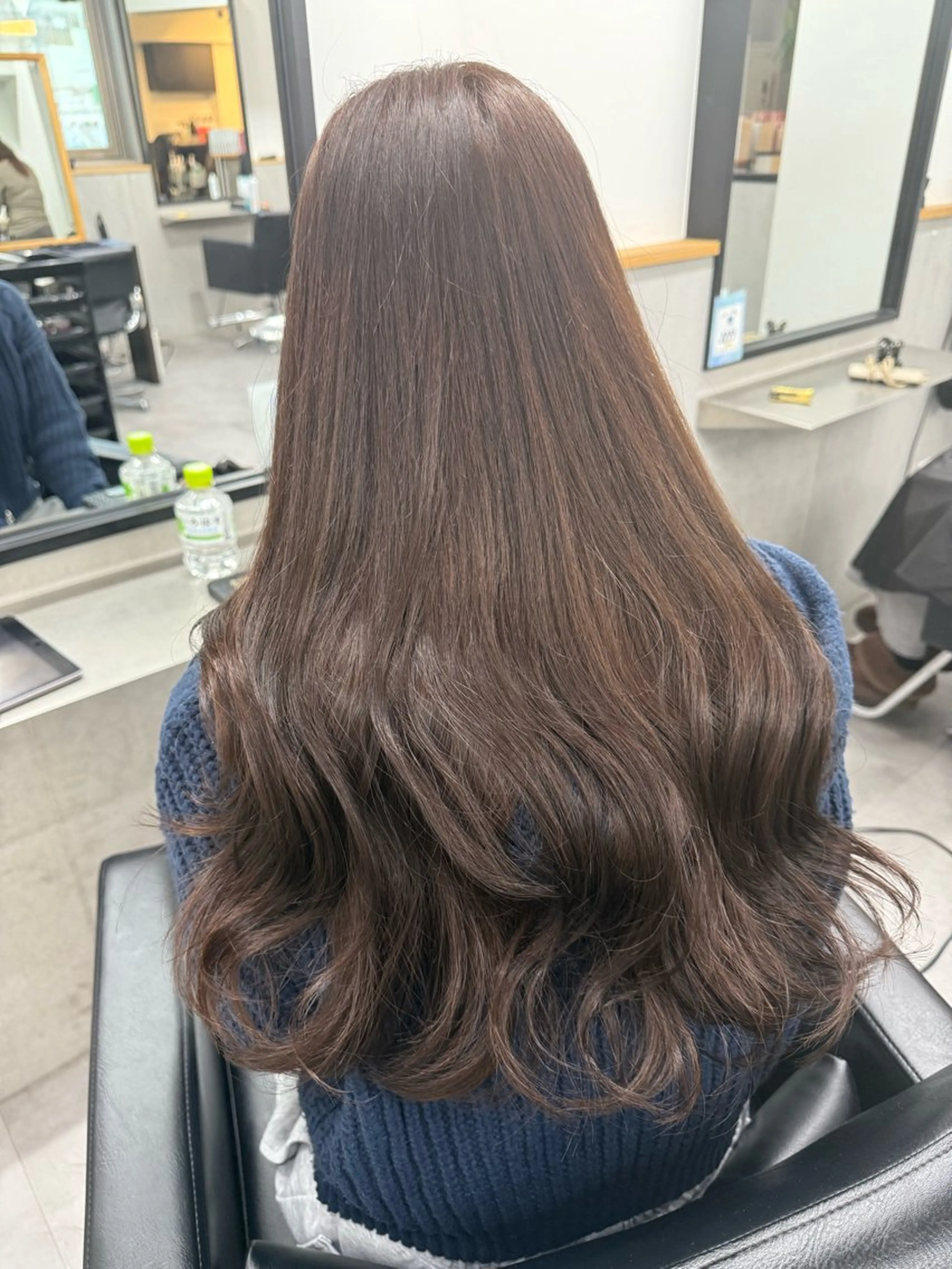 ロング 新宿/ベージュ/ 透明感カラー/タクマのヘアスタイル