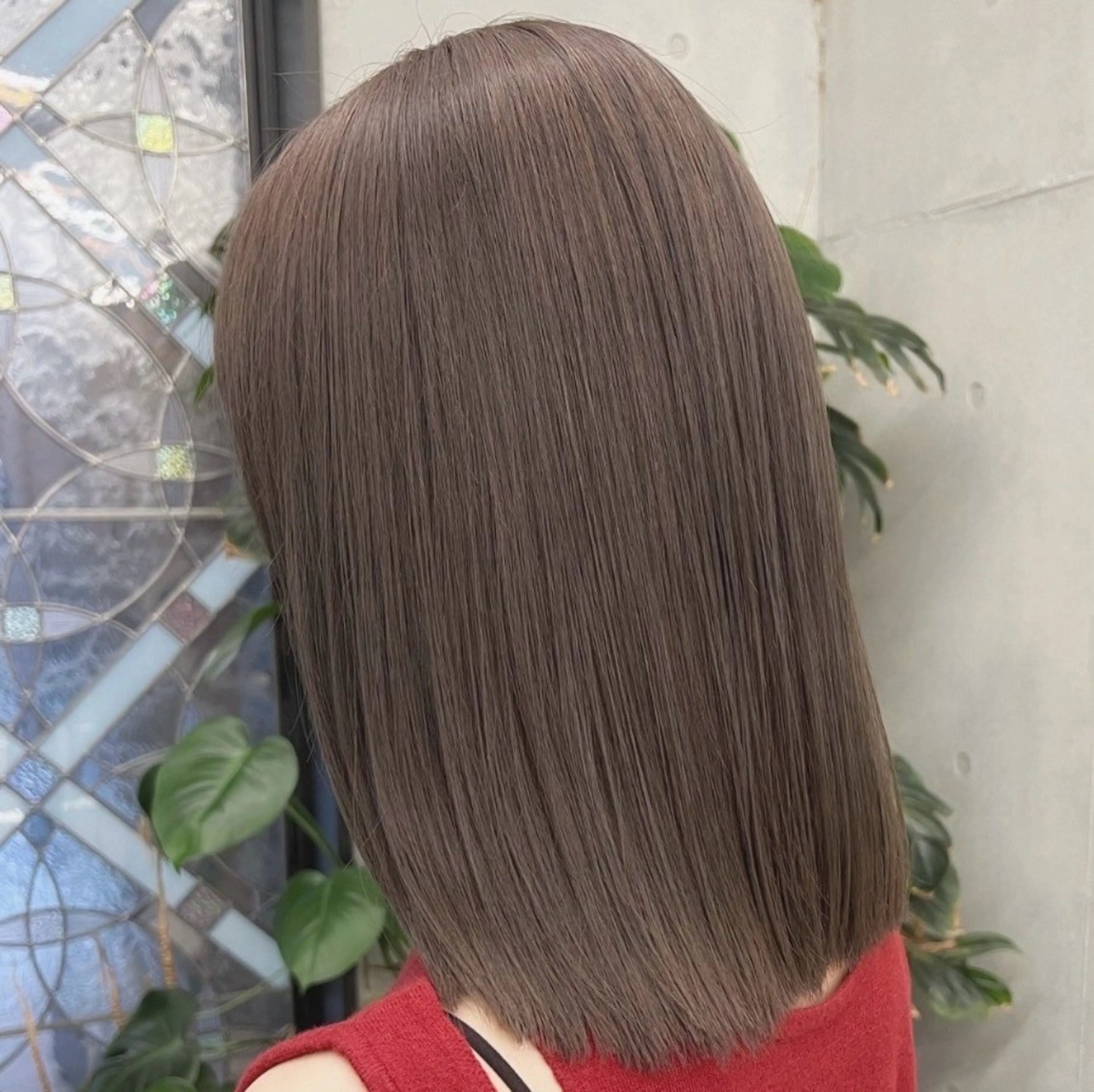 ミディアム 松下 奈央のヘアスタイル