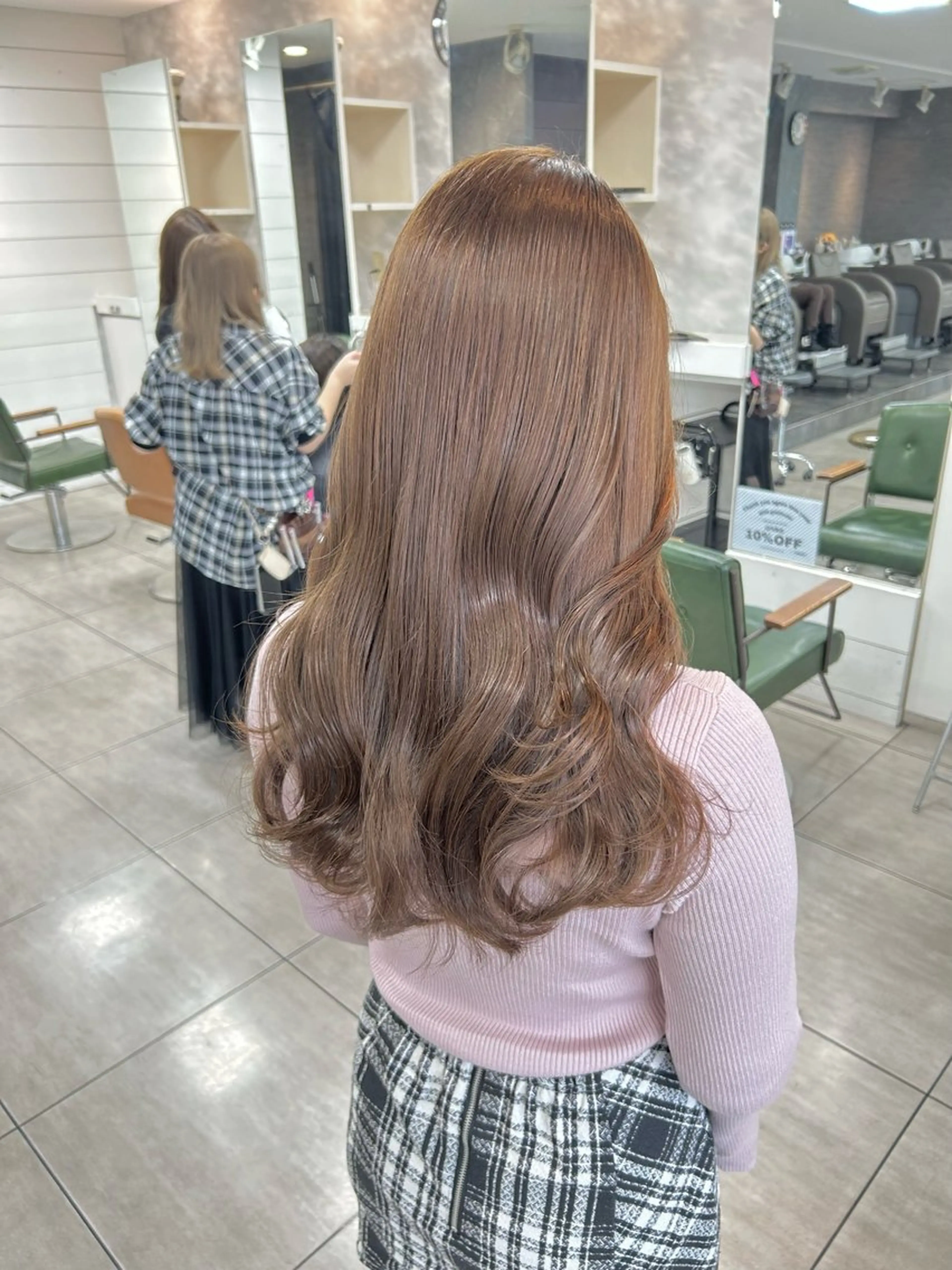 ロング カット ヘアカラー 🫧艶髪カラー🫧 森本くるみのヘアスタイル