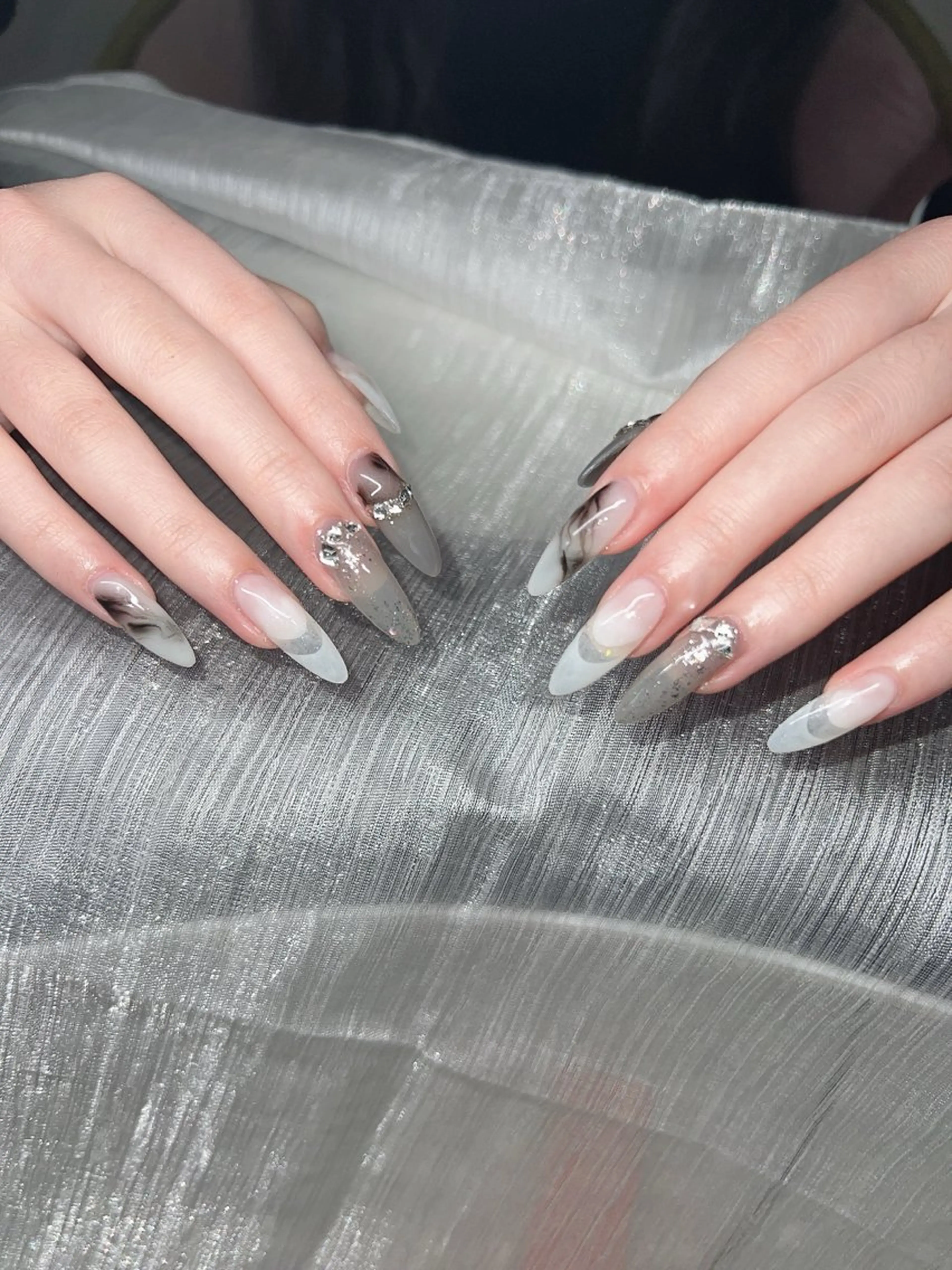 ネイル ハンドネイル Lee Nailsのネイルデザイン