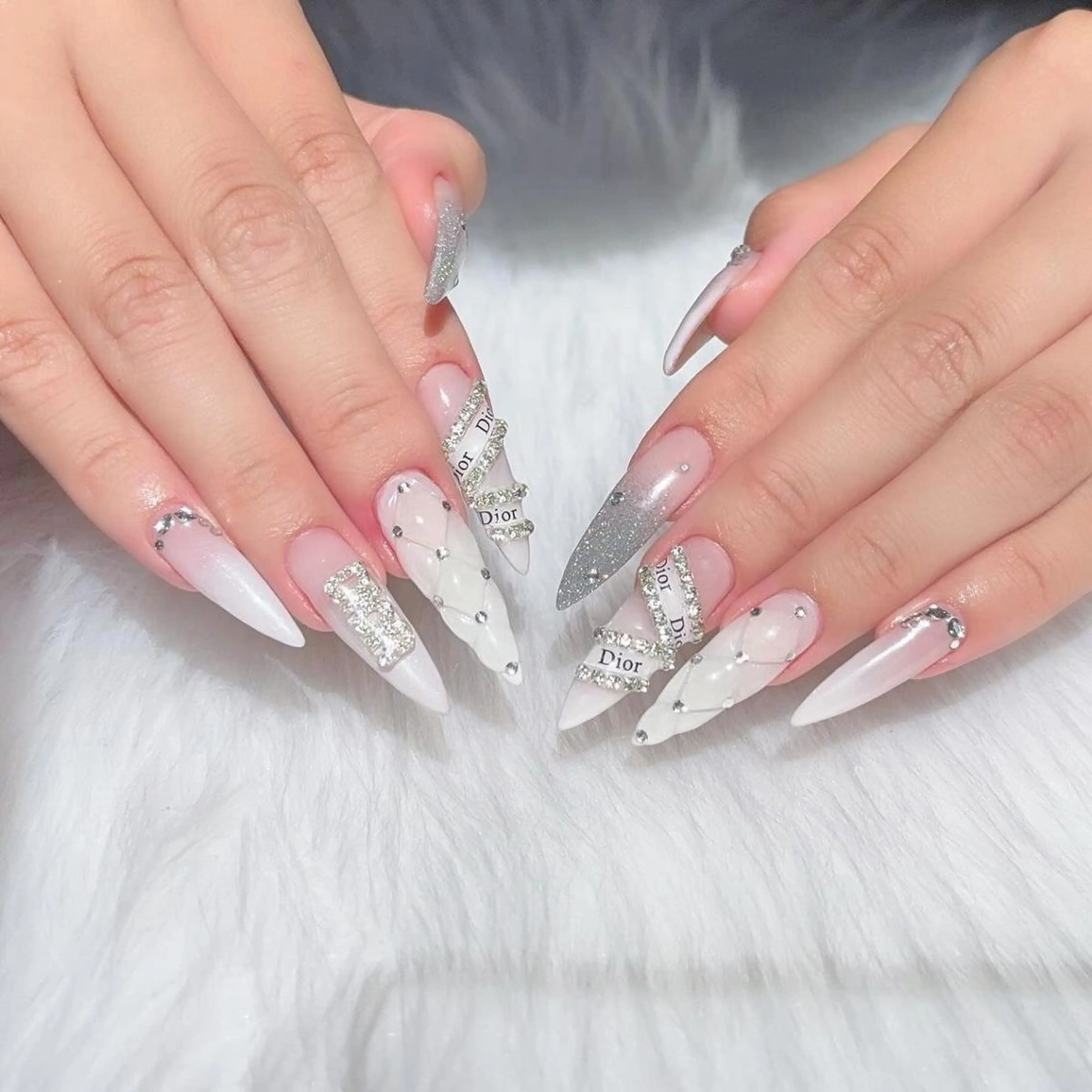 ネイル ボルドー チークネイル 長さ出し フレンチネイル ジェルネイル ハンドネイル RiRi Belle Nail池袋のネイルデザイン