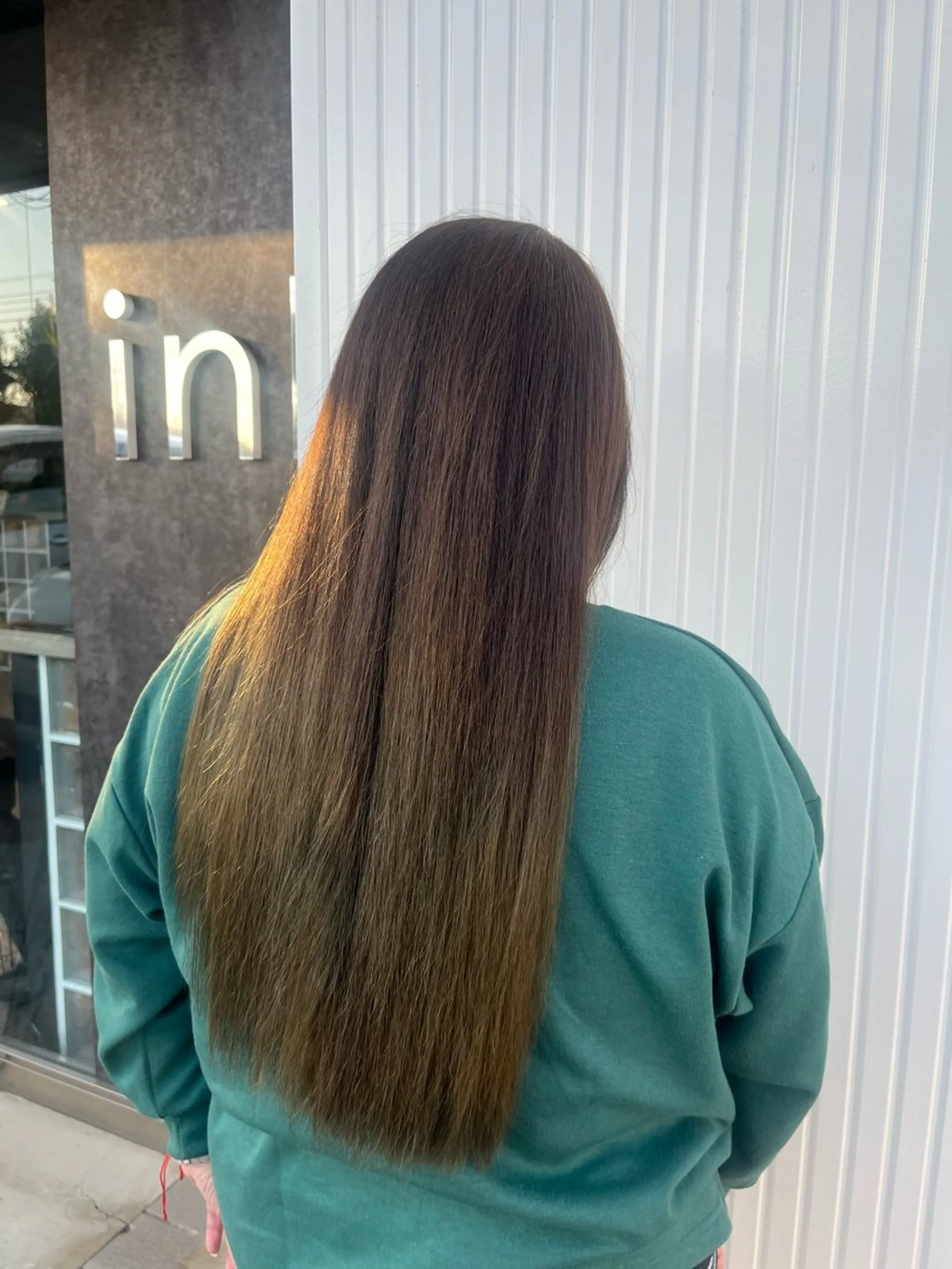 ロング ink aiのヘアスタイル