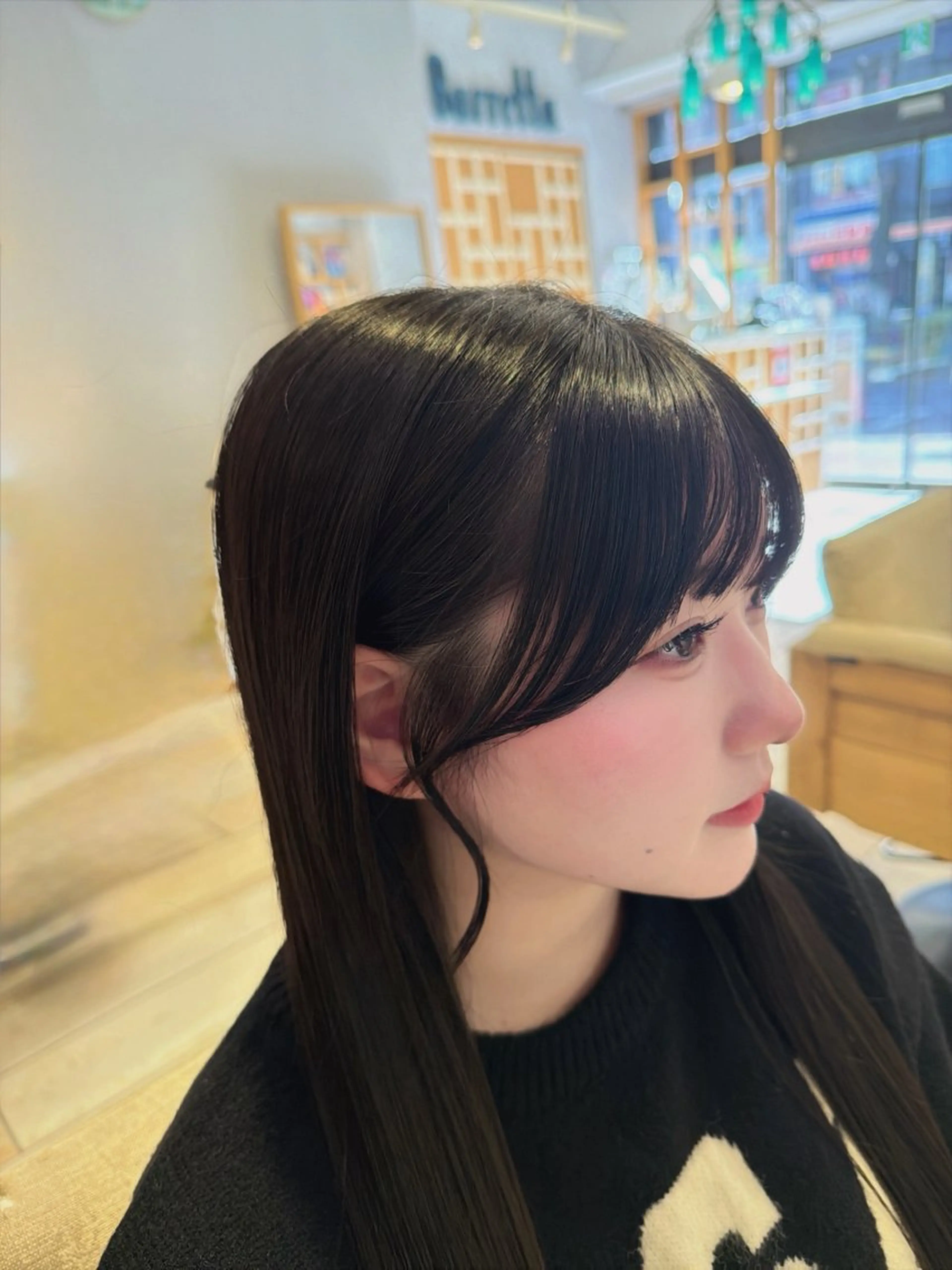 ロング 顔周りカット カット 小柳 夏美のヘアスタイル