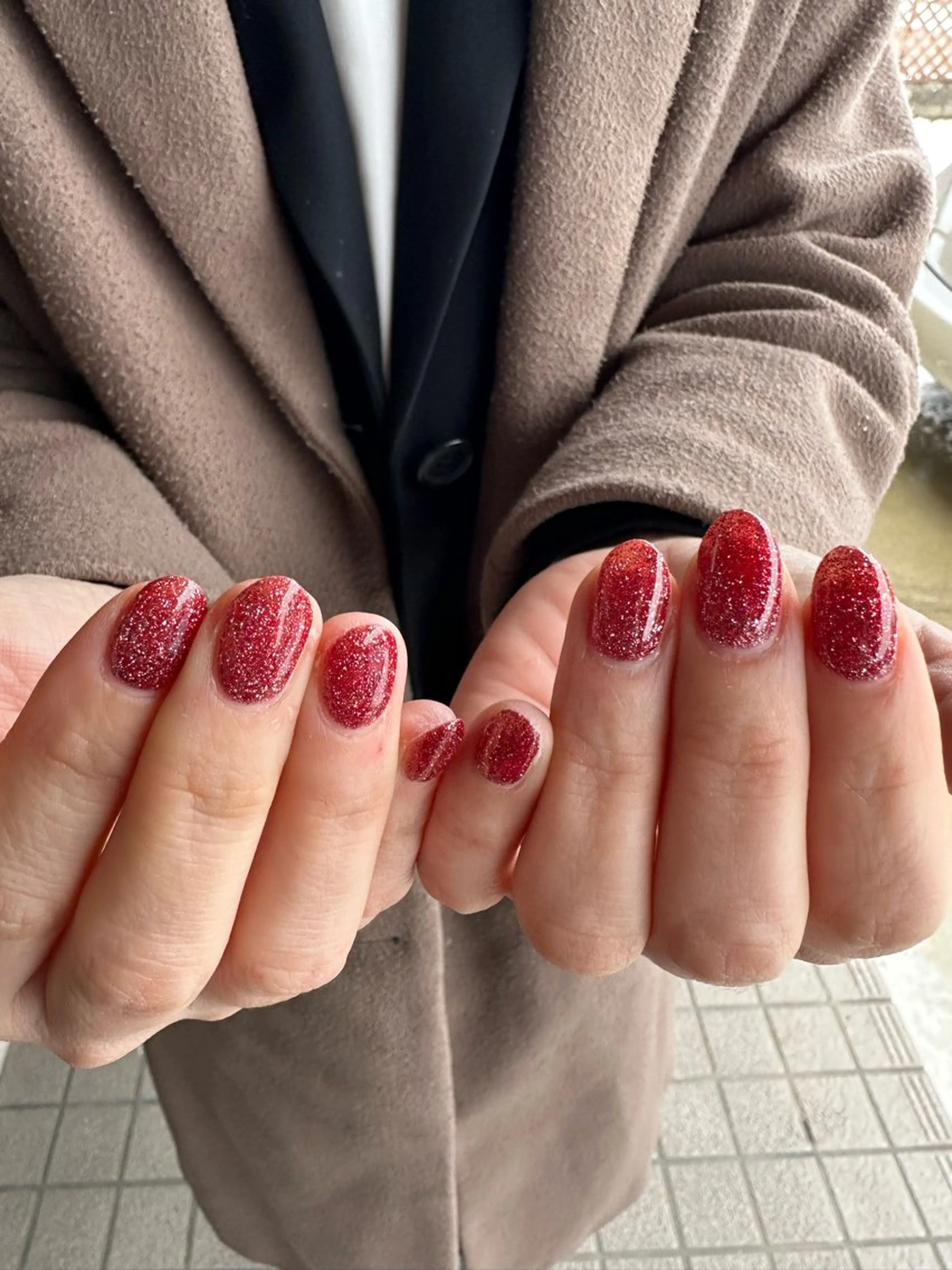 ネイル フラッシュネイル 赤色 ハンドネイル Sawa ︎︎𓂃⟡.·のネイルデザイン
