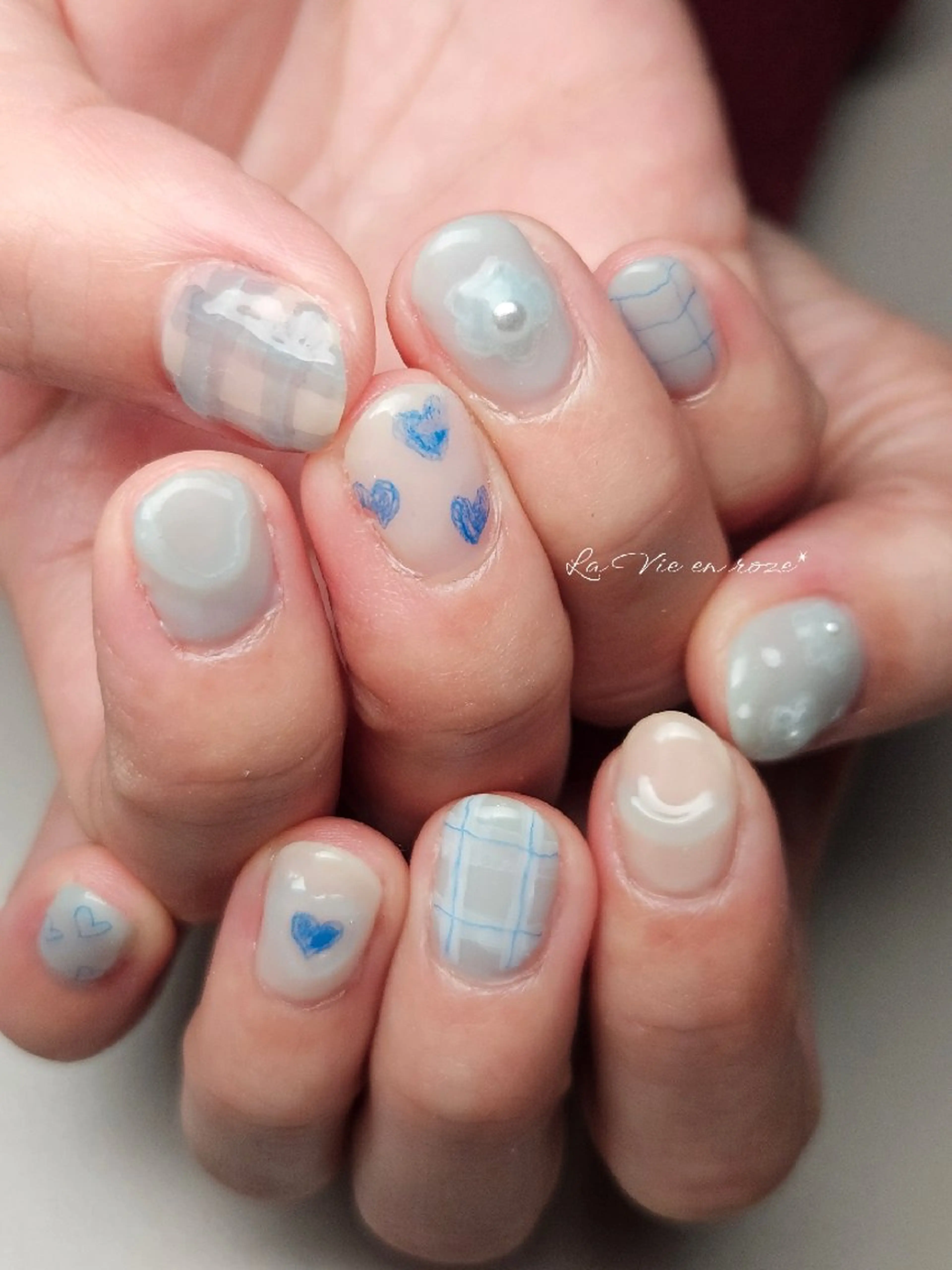 ネイル ラヴィアン ローズのネイルデザイン