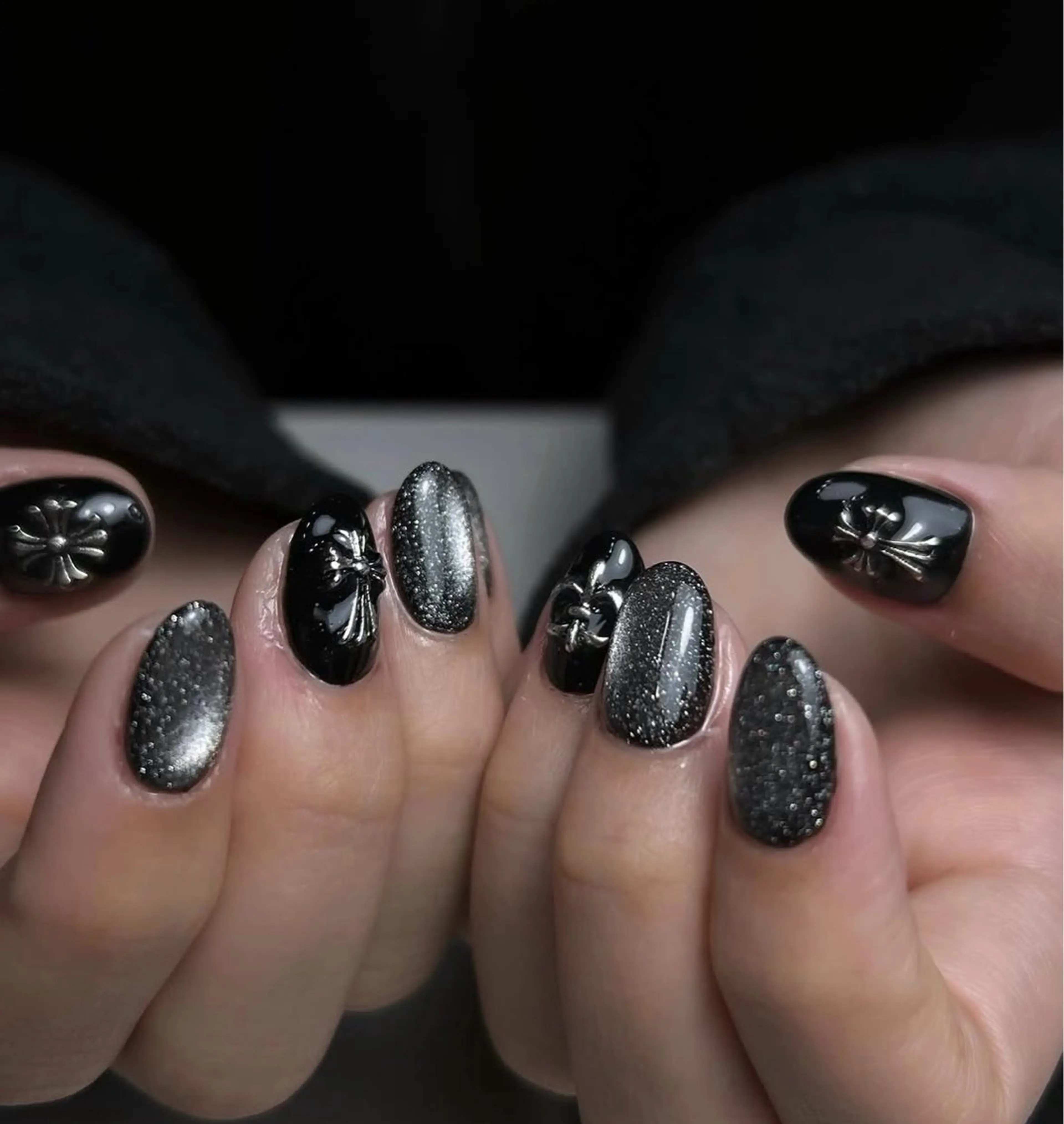 ネイル maison dari (ﾒｿﾞﾝ   ﾀﾞﾘ )所属・高橋 ユカのネイルデザイン