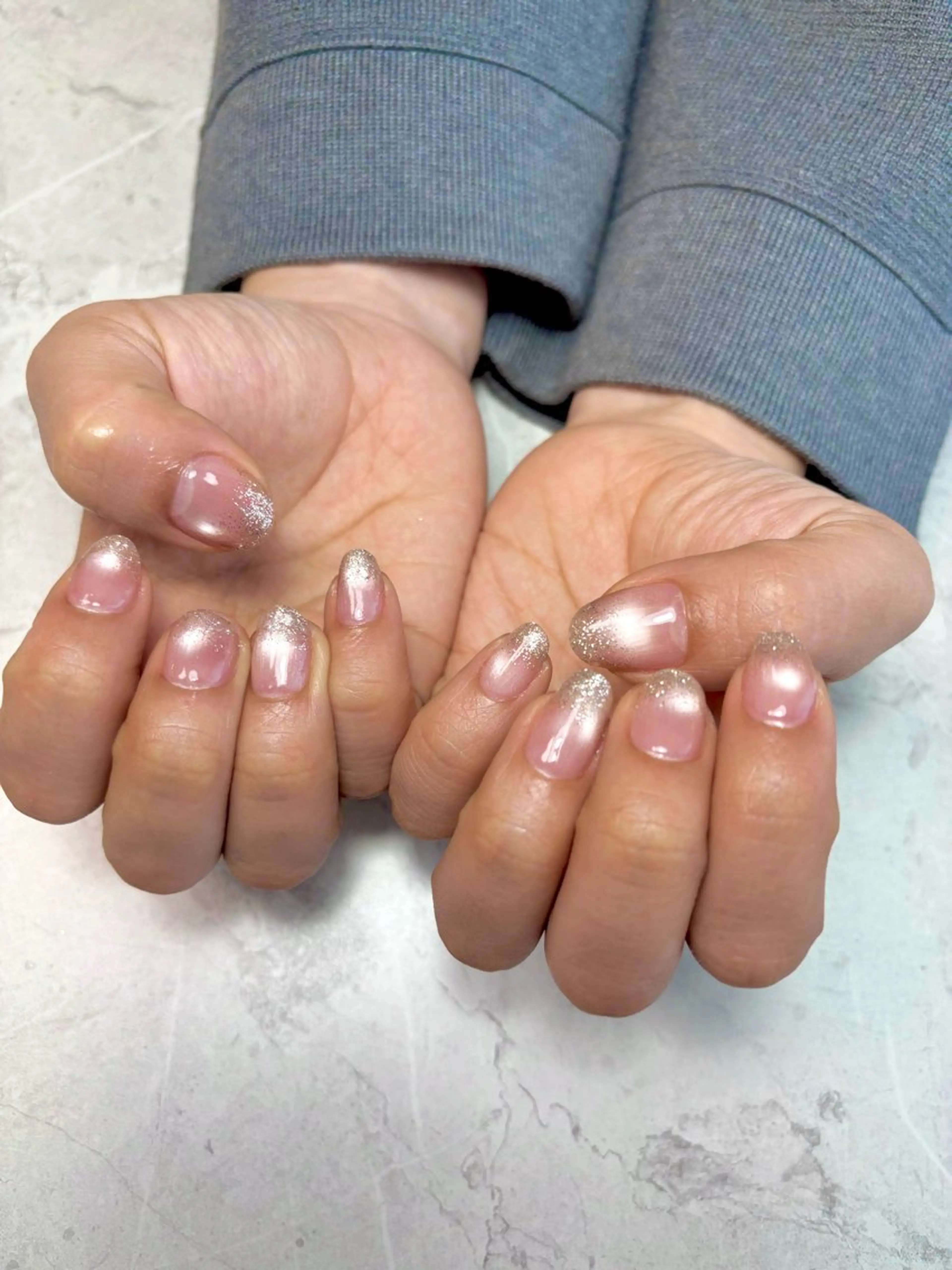 ネイル グラデーション ラメ(グリッター) ラメグラデーション マグネットネイル ハンドネイル SASAKI YUKIのネイルデザイン