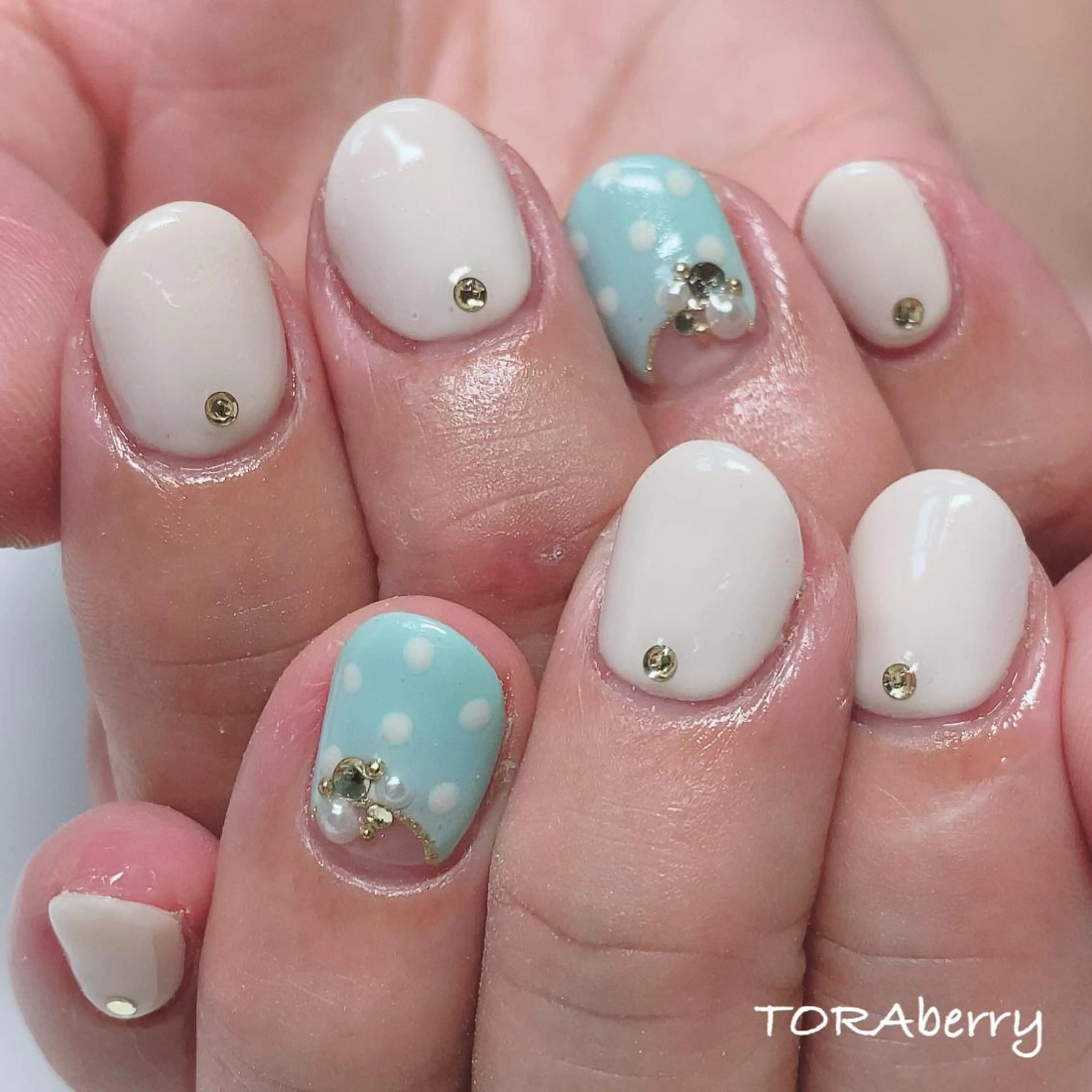 ネイル ハンドネイル ネイリスト なつみのネイルデザイン