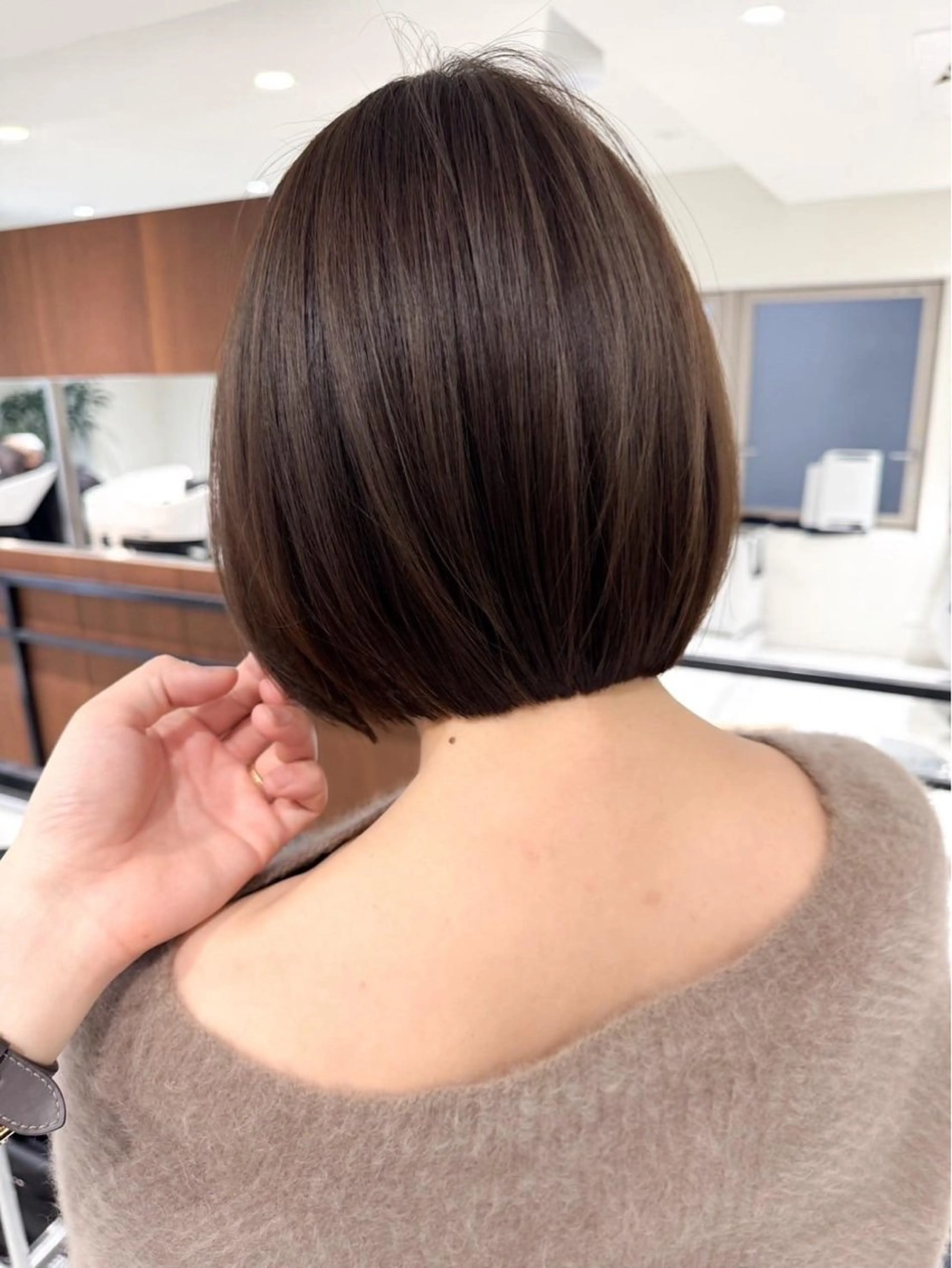 カラー 大塚 加奈恵のヘアスタイル