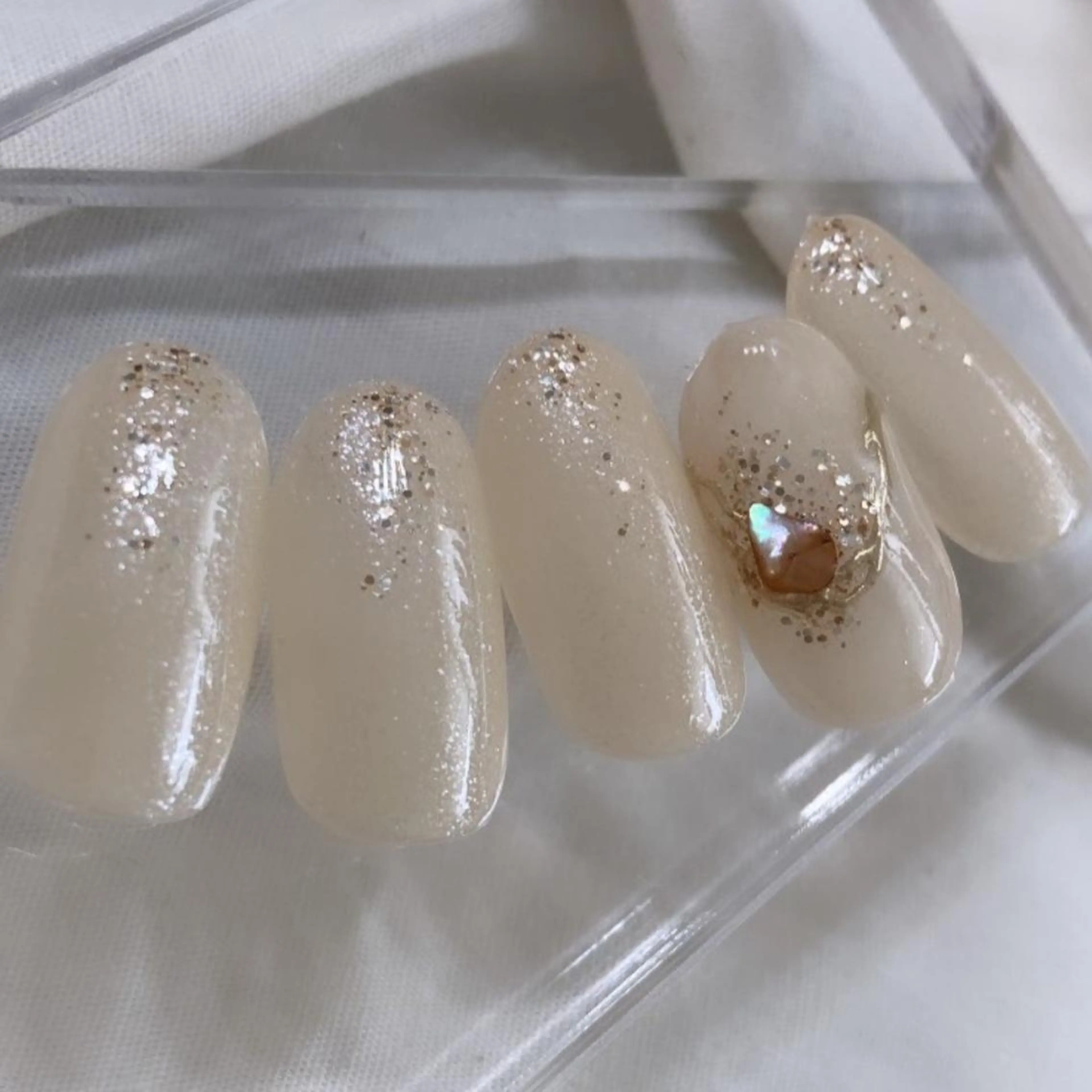 ネイル Legit nail salonのネイルデザイン