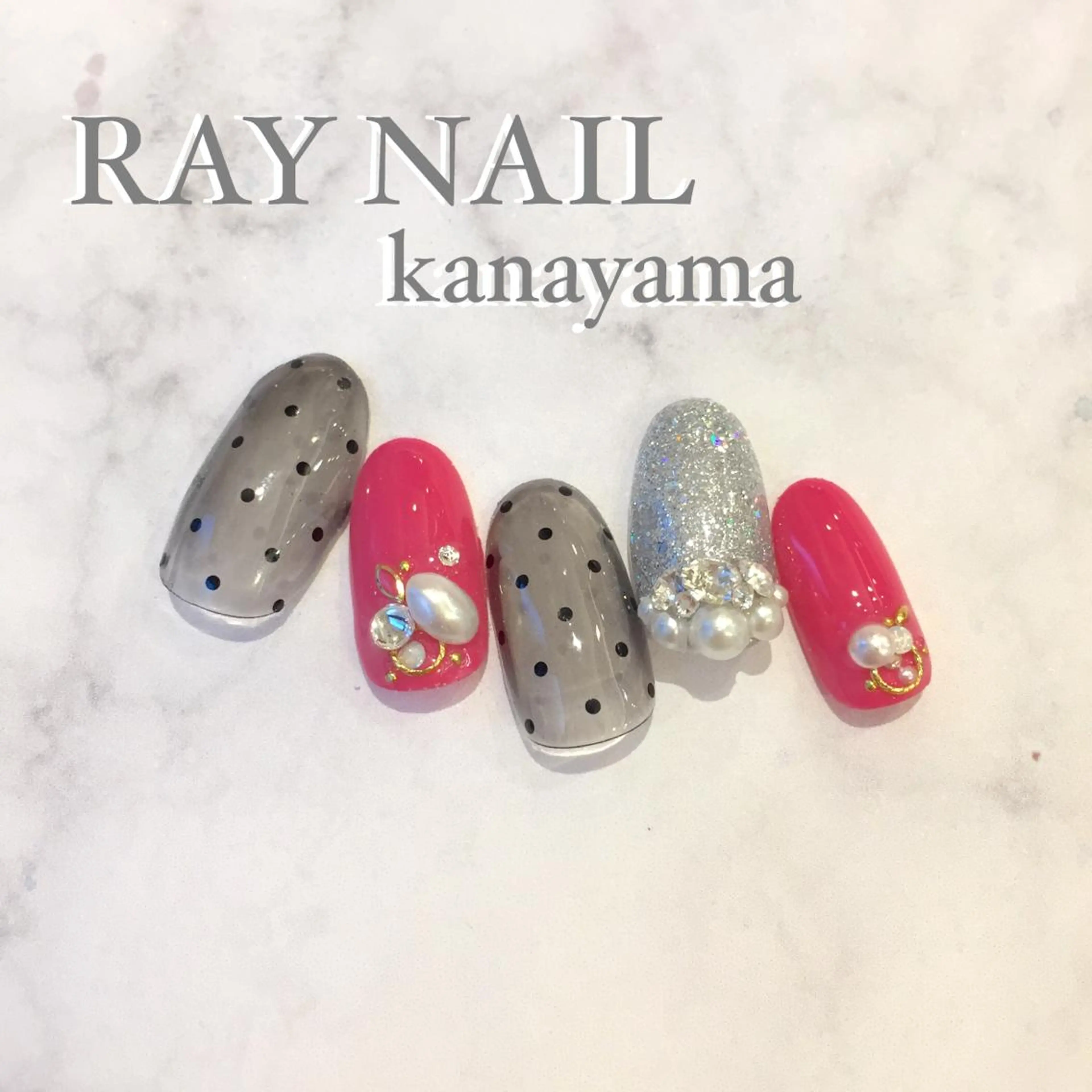 ネイル キラキラネイル Arowa 伊田のネイルデザイン