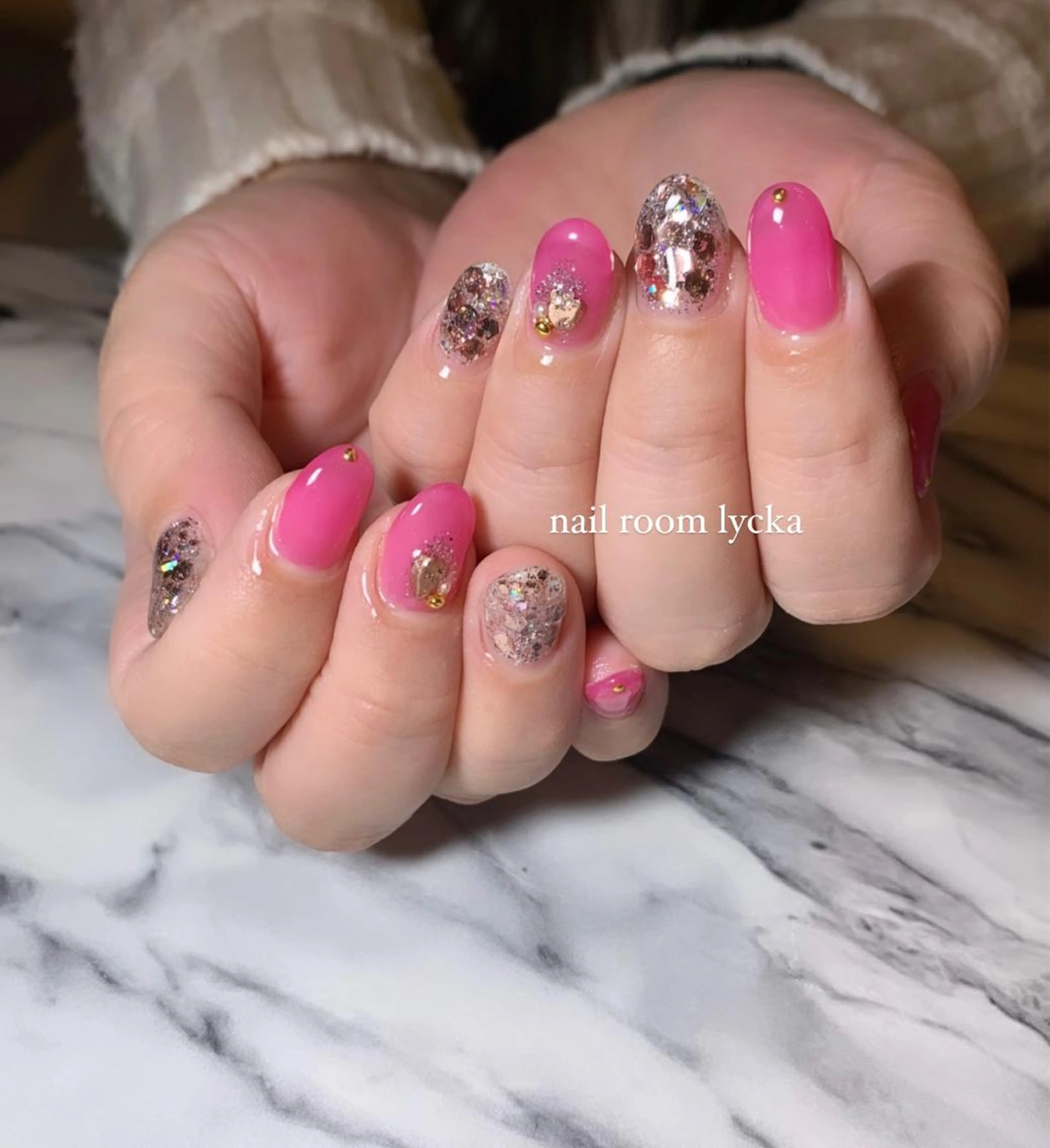 ネイル ﾈｲﾙﾙｰﾑﾘｯｶ 𝐦𝐚𝐲𝐮のネイルデザイン