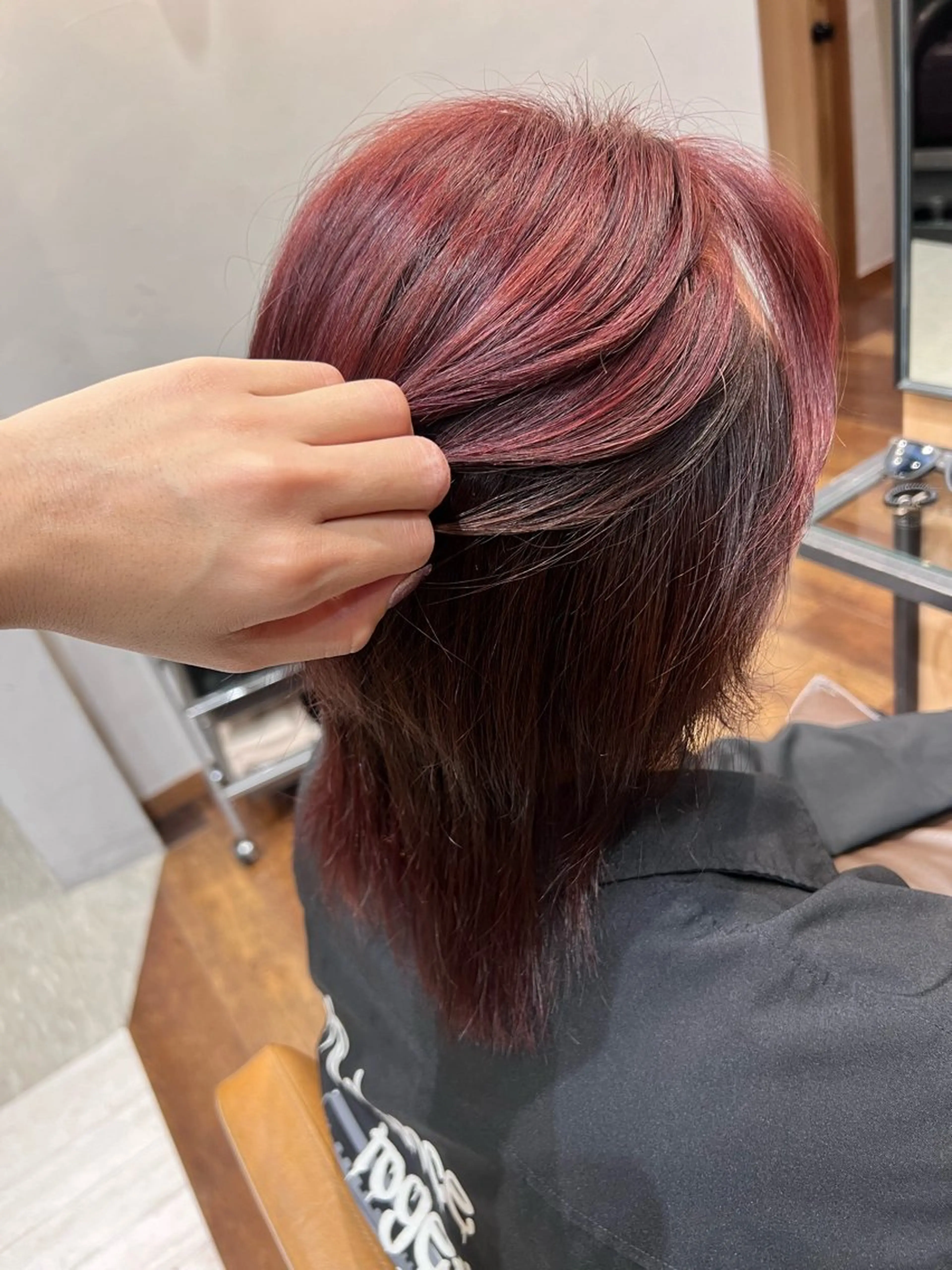 ミディアム カラー ピンクカラー レッドカラー 🌻井上 マリー🌻のヘアスタイル