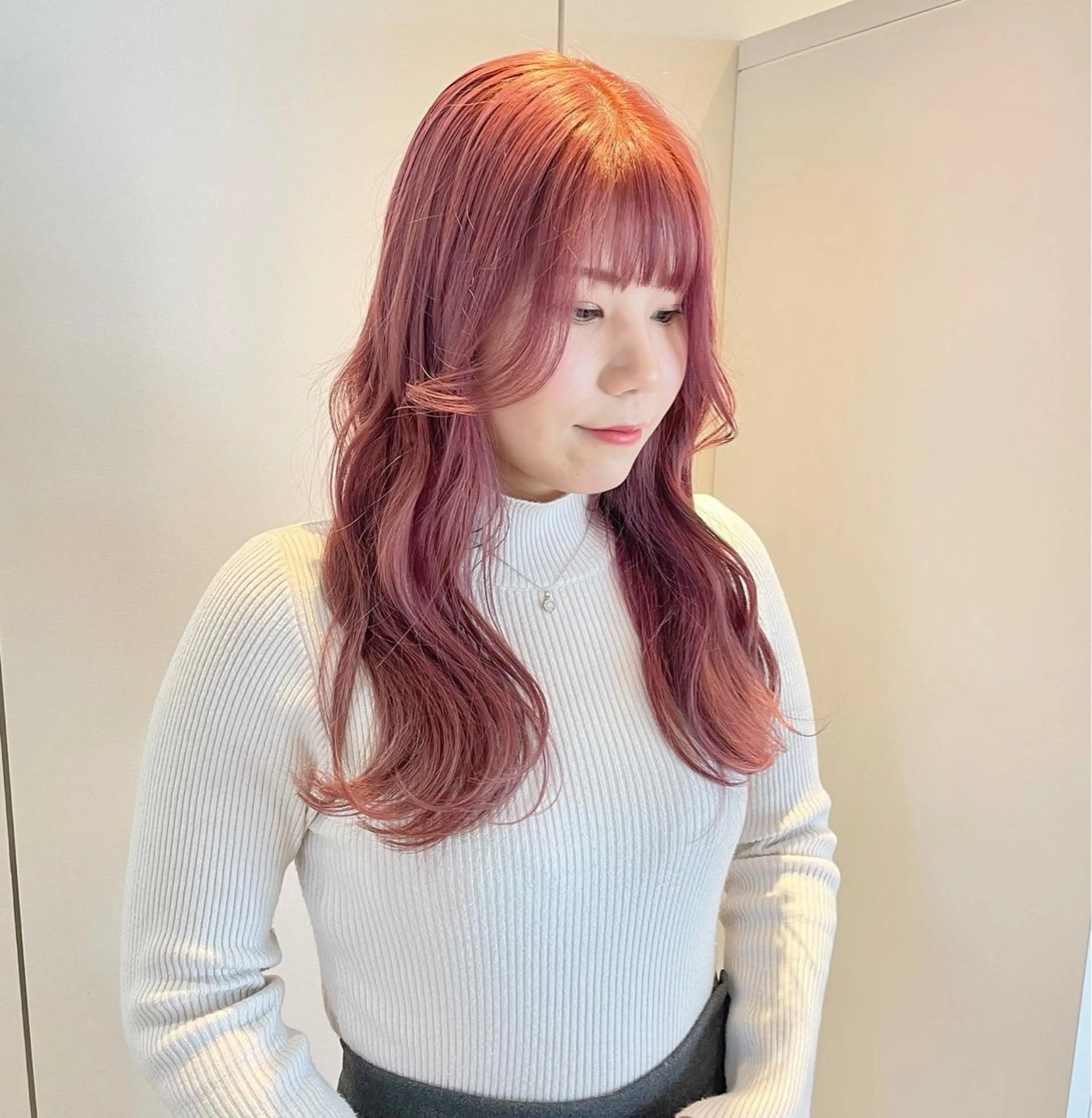 ロング N+所属・前田 菜奈子のヘアスタイル