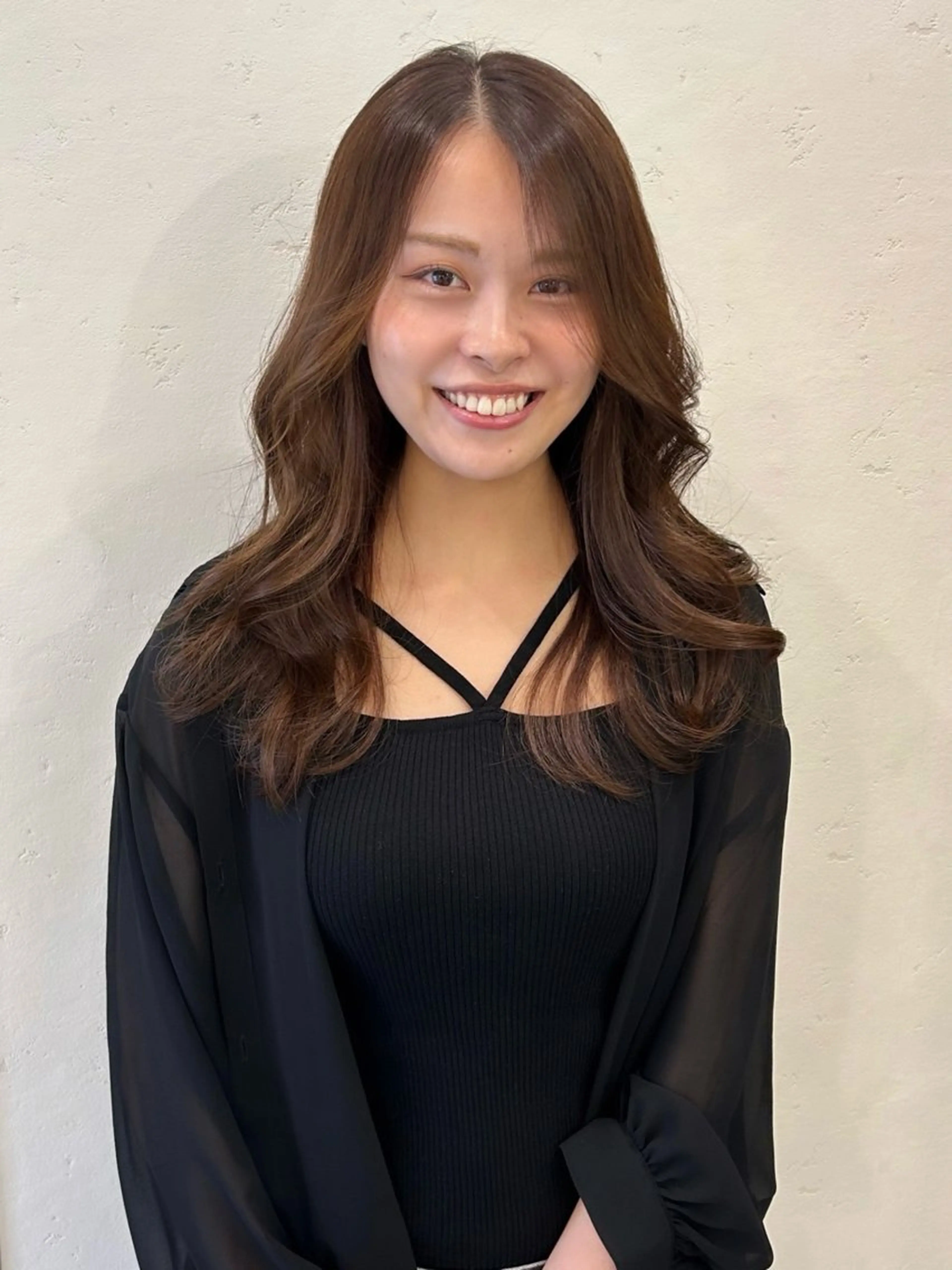 セミロング カラー カット ヘアカラー トリートメント レイヤー/ラベンダー オージュア/枝元唯のヘアスタイル