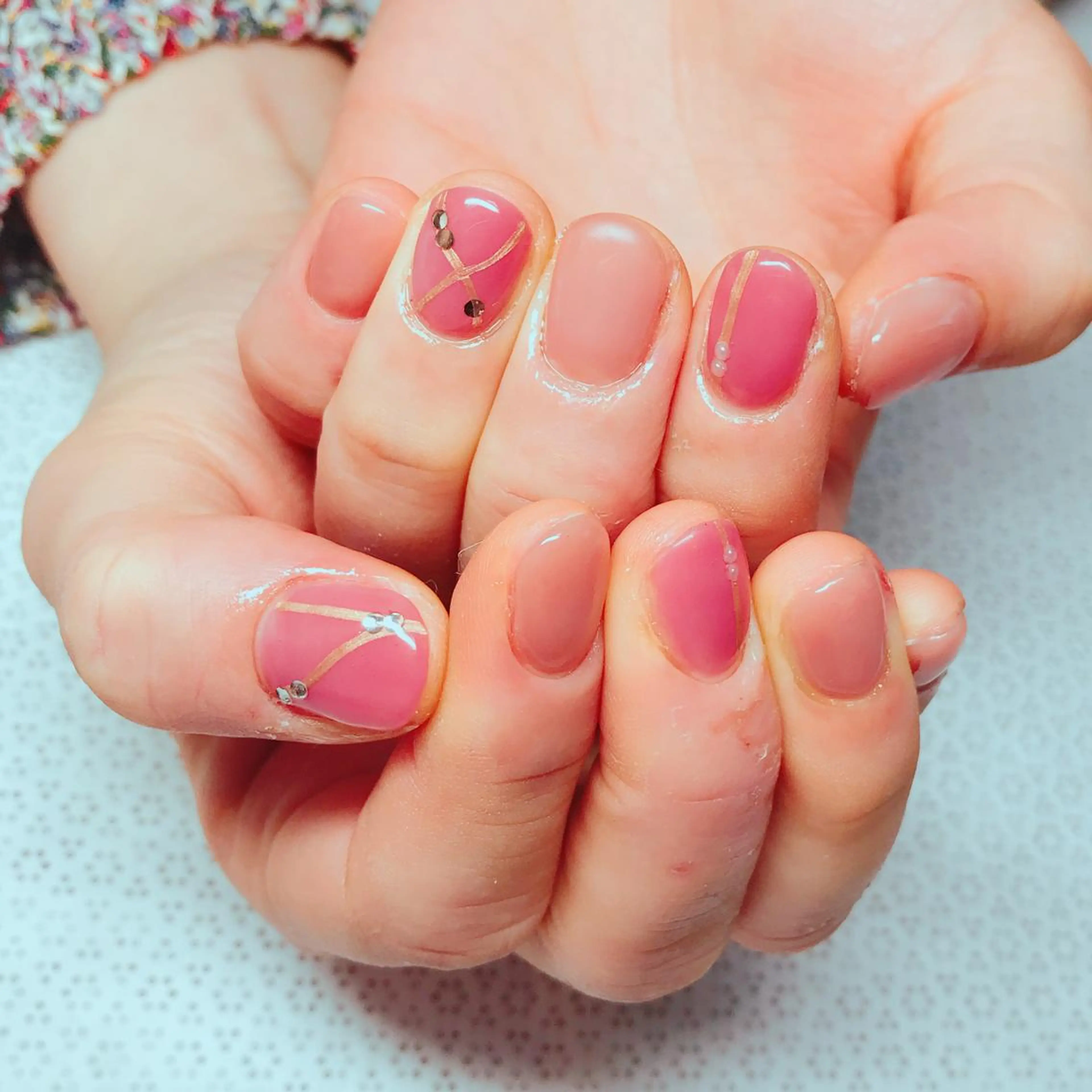 ネイル シンプルネイル ハンドネイル COCO +のエステ・リラクイメージ