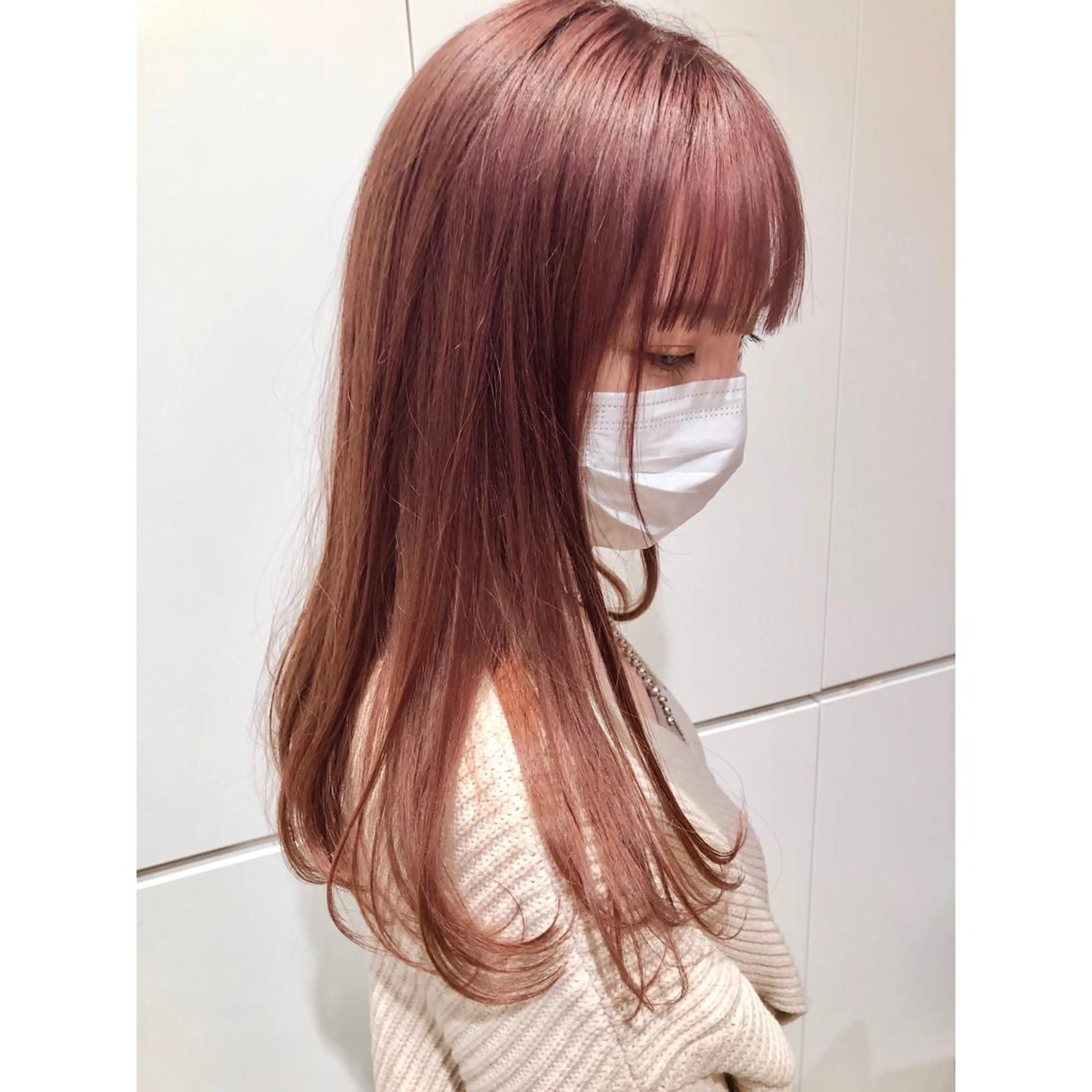 セミロング カラー ブリーチ ピンクカラー 推しカラー✨ オタク美容師ユウカのヘアスタイル
