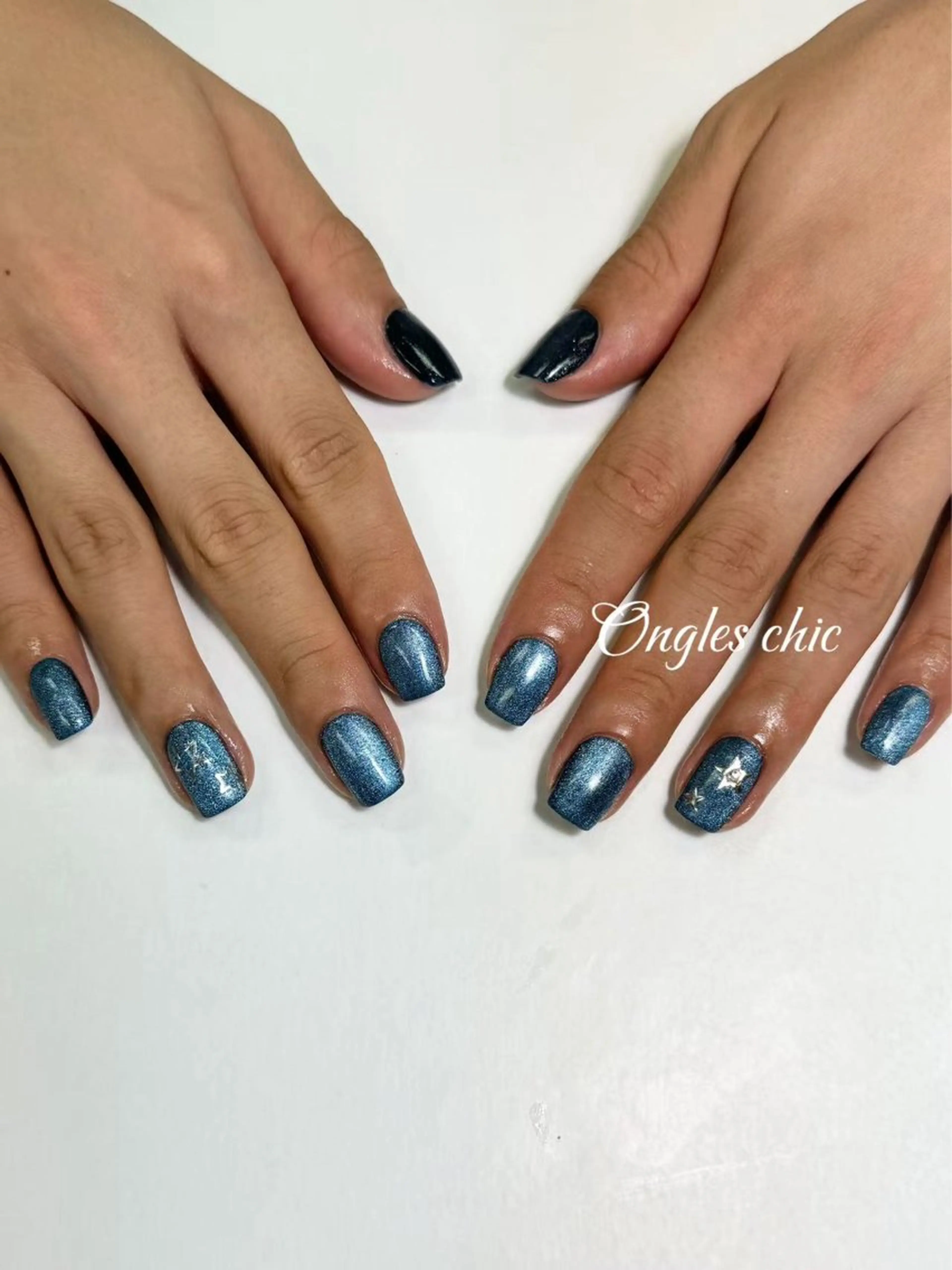 ネイル ハンドネイル ongles chicのネイルデザイン