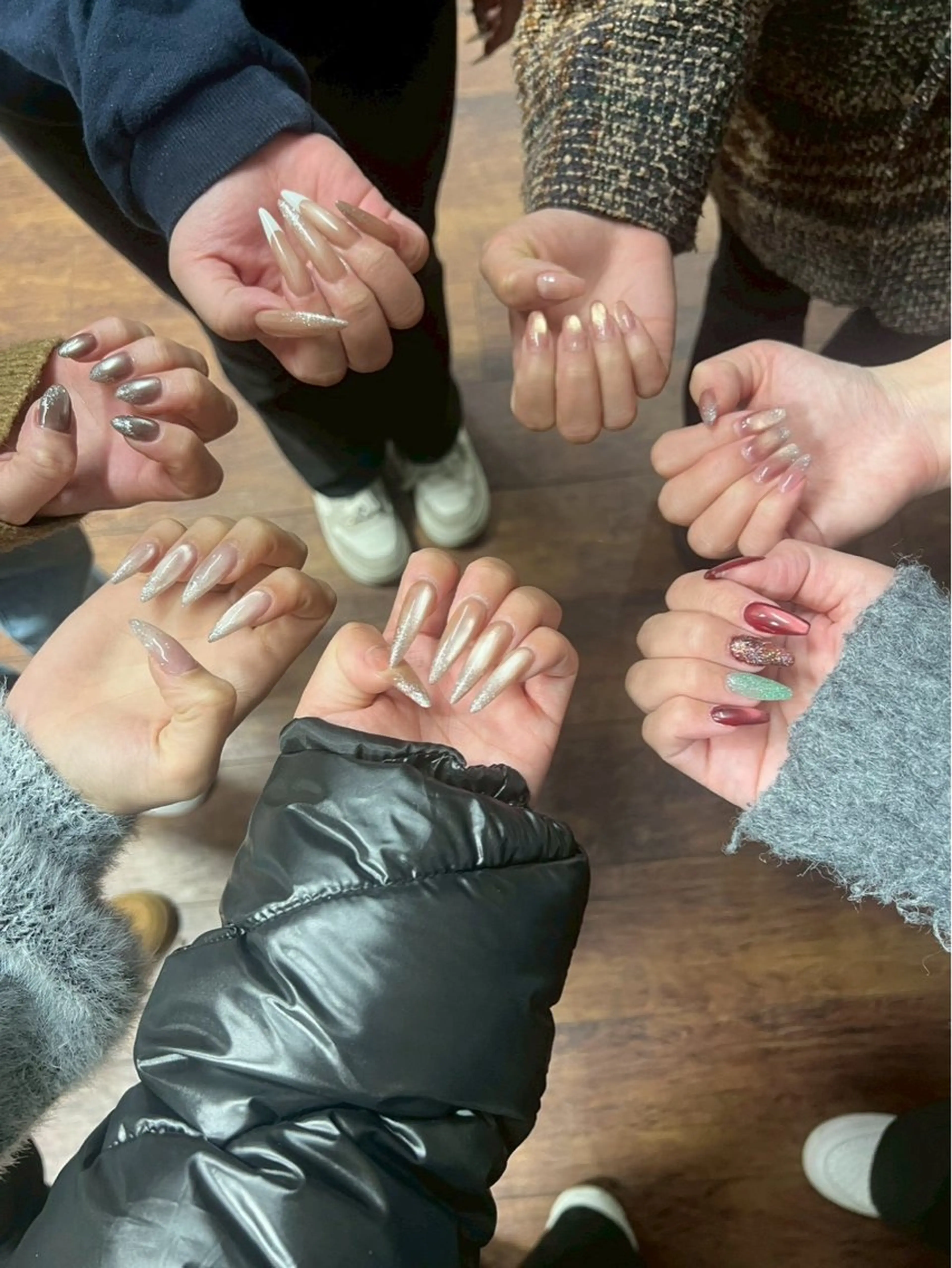 ネイル ワンホンネイル ネイルサロン Roiのネイルデザイン